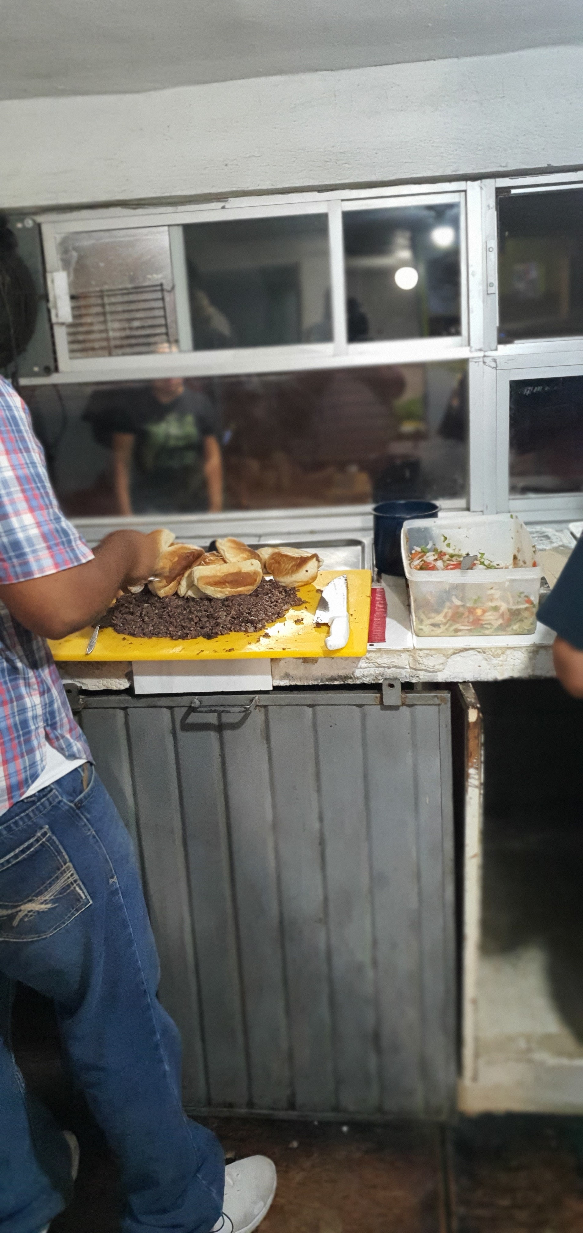 "Lonches Ivánt" image 9