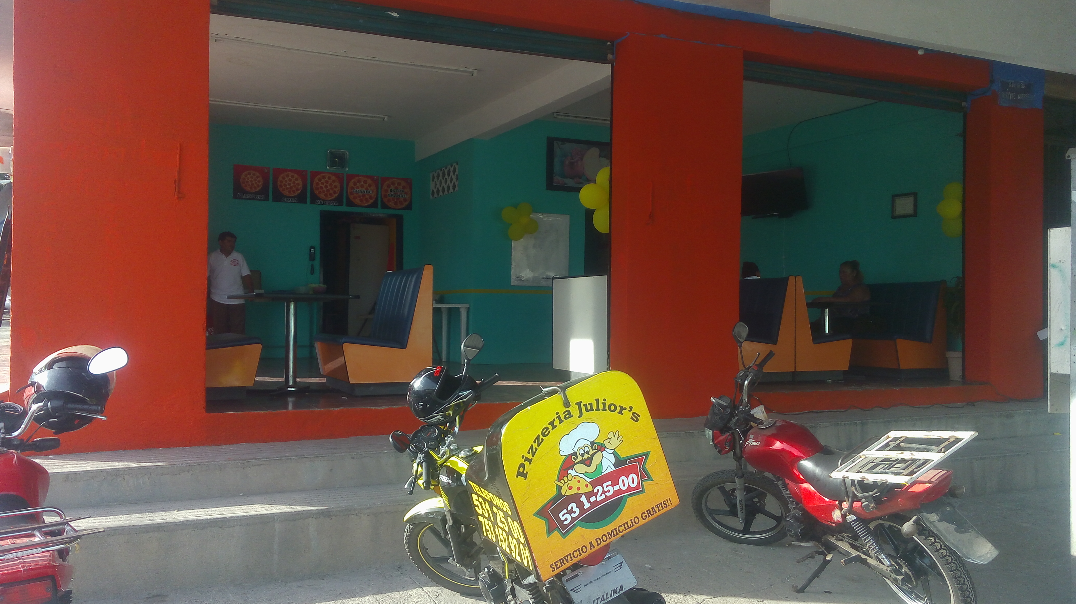 Pizzería Julior's image 2