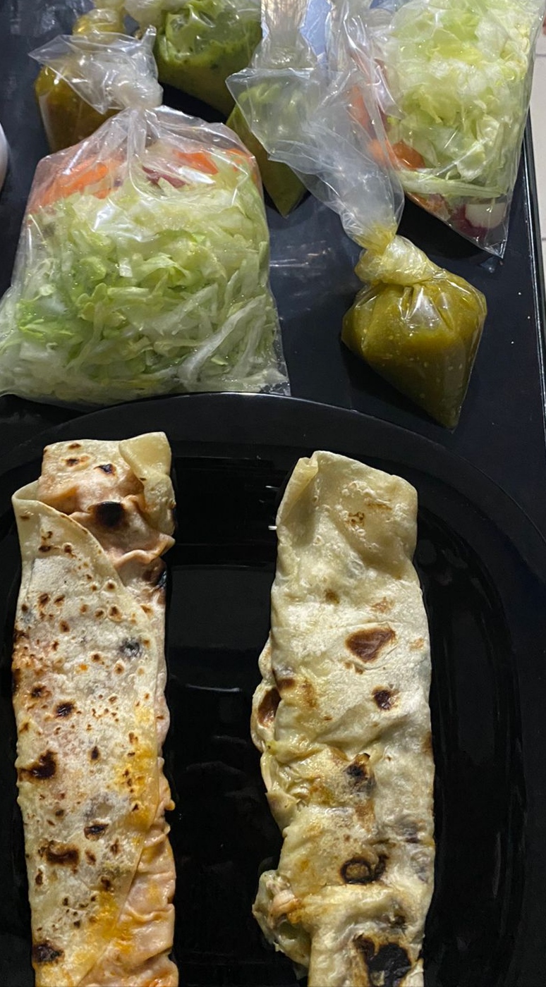 Burritos Doña Elia image 6