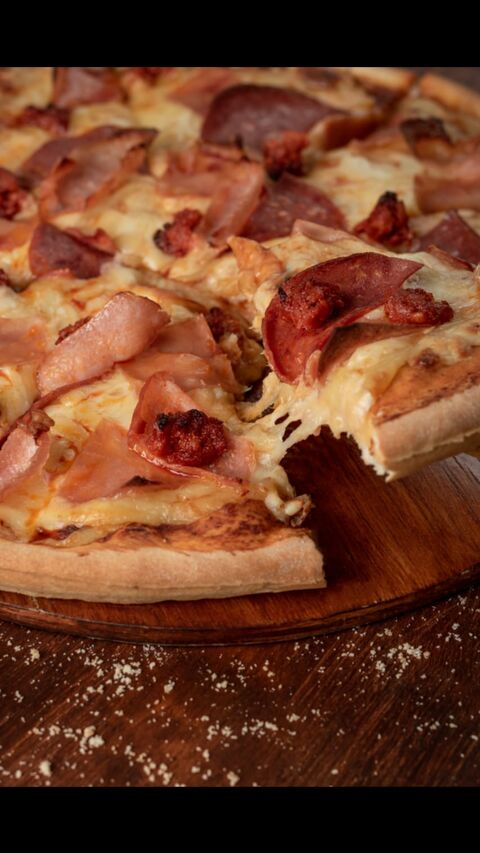 Luiggi's Pizza&Restaurant image 2