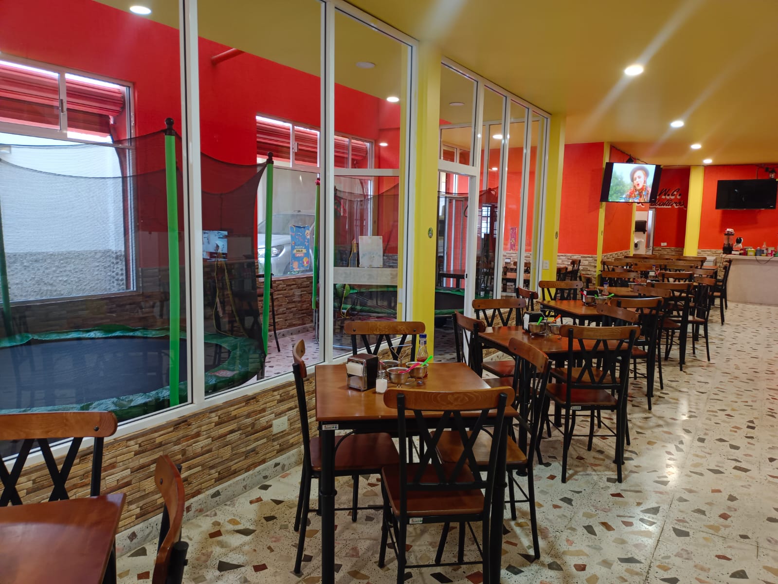 Taqueria Taz 2 image 1