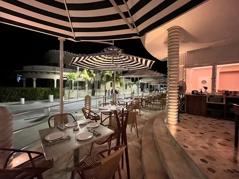 Cake House image 1