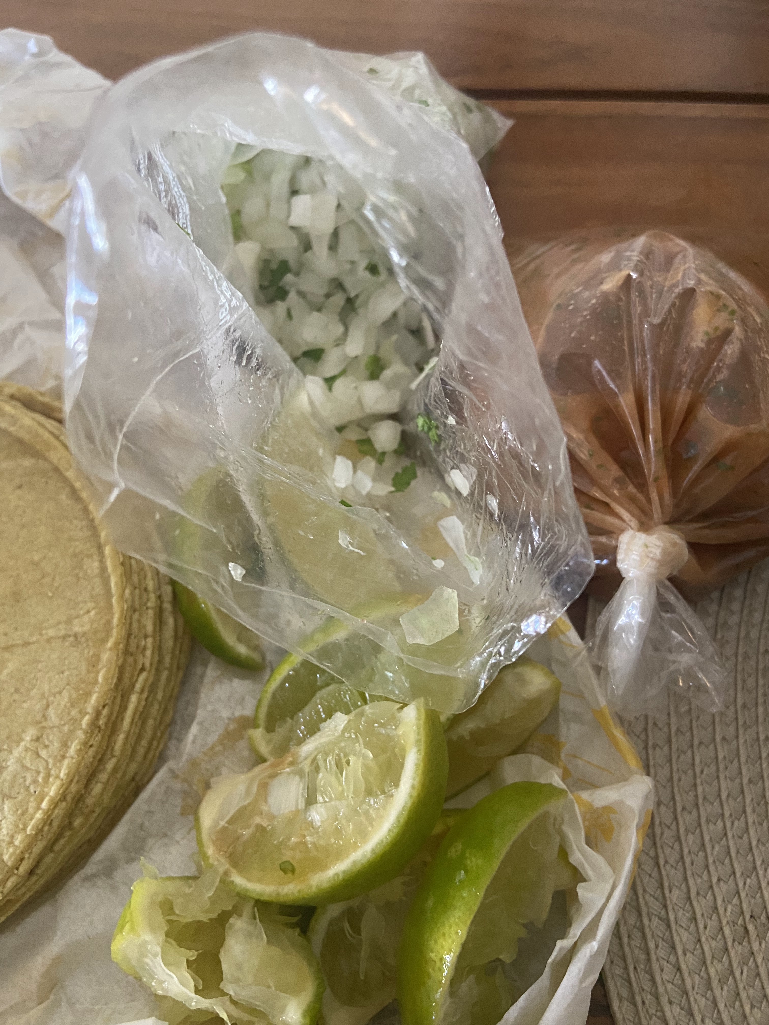 El Sabor de Michoacán Carnitas Estilo Michoacán, el sabor de tradiciones nos distingue. image 10