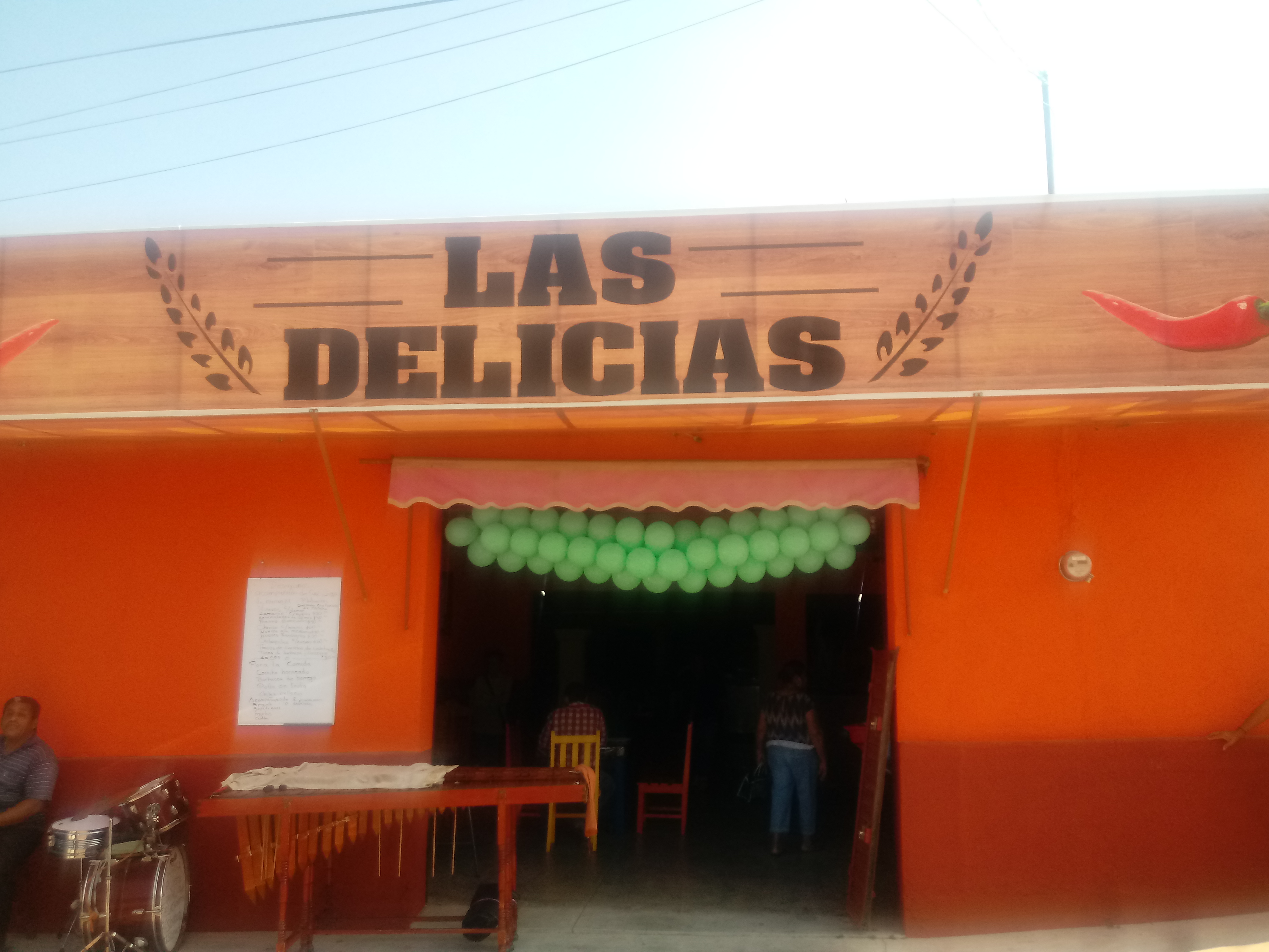 LAS DELICIAS image 4