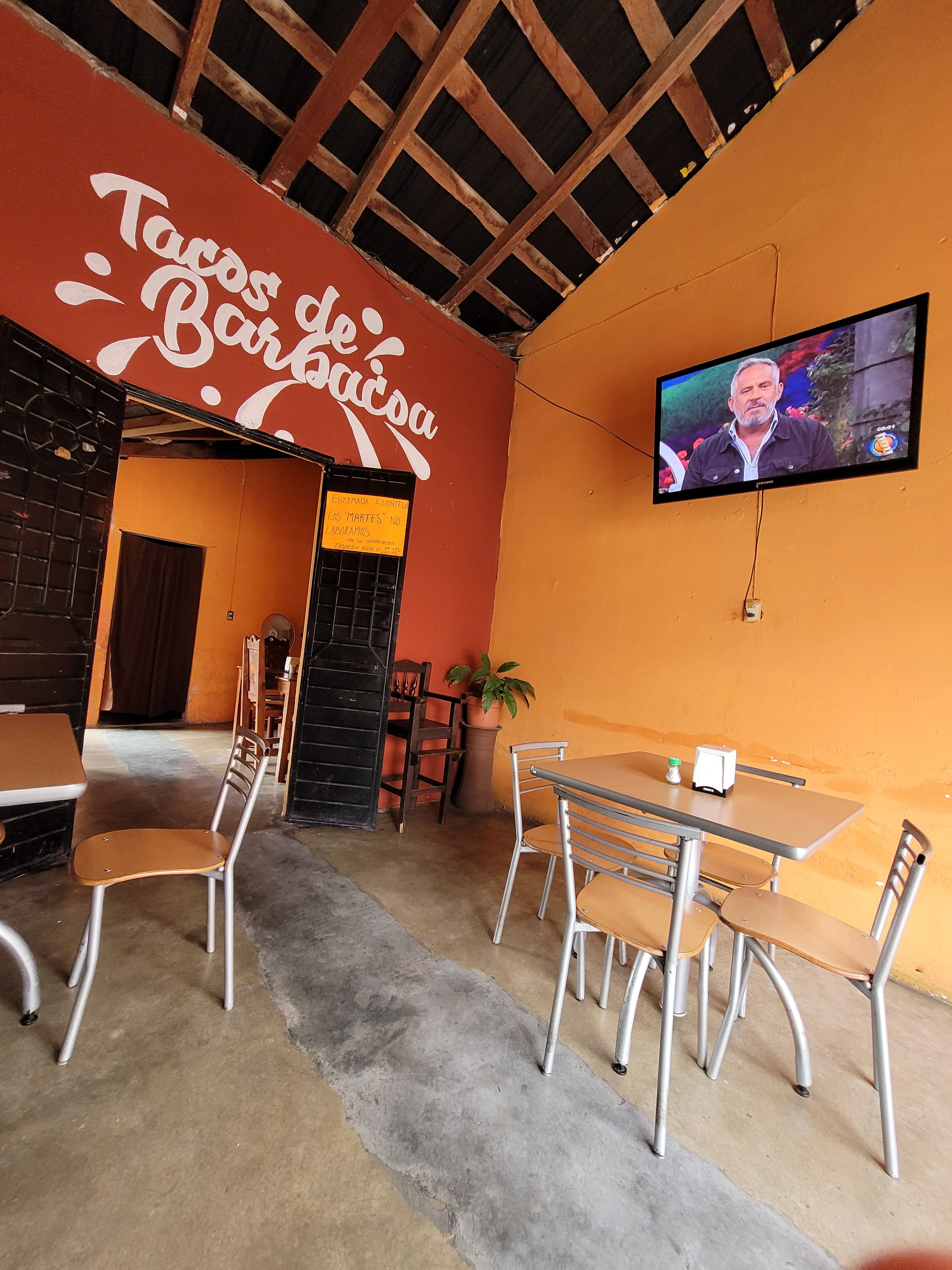 Tacos y consomé Anita image 3