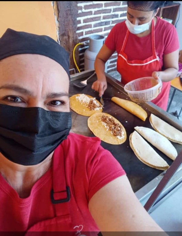 Tacos y consomé Anita image 8