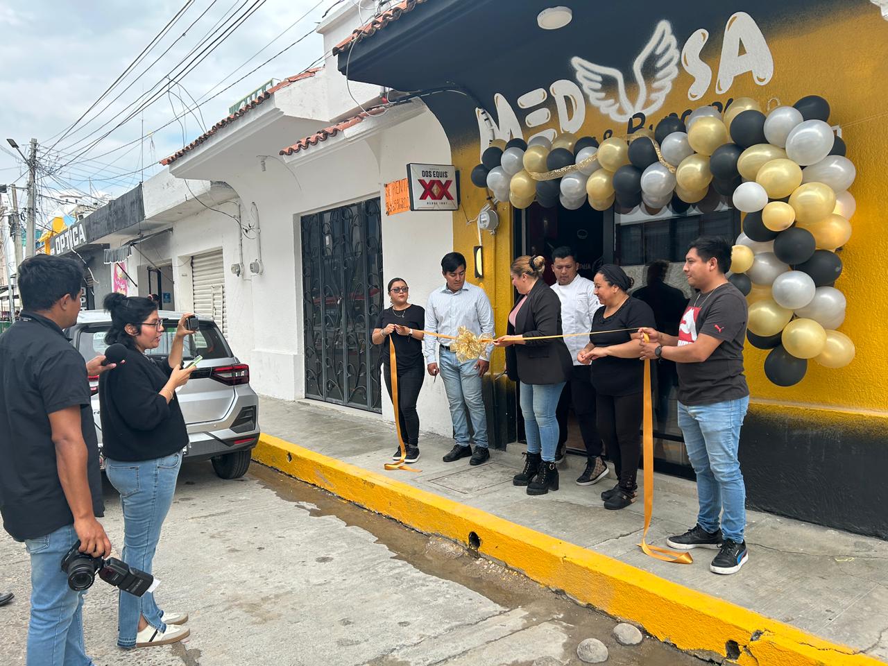 MedusaWings&Burger image 2