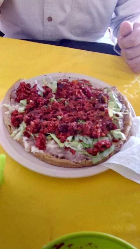 El Naranjito Fonda image 2