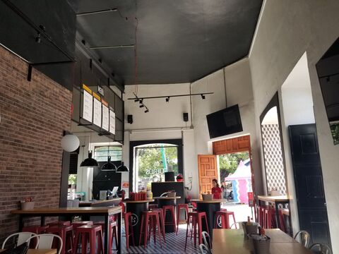 Güero’s Pizza image 1