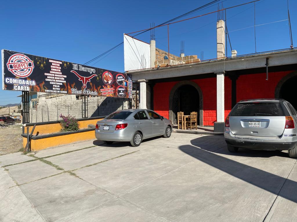 El Baruyo Meat & Drinks image 2