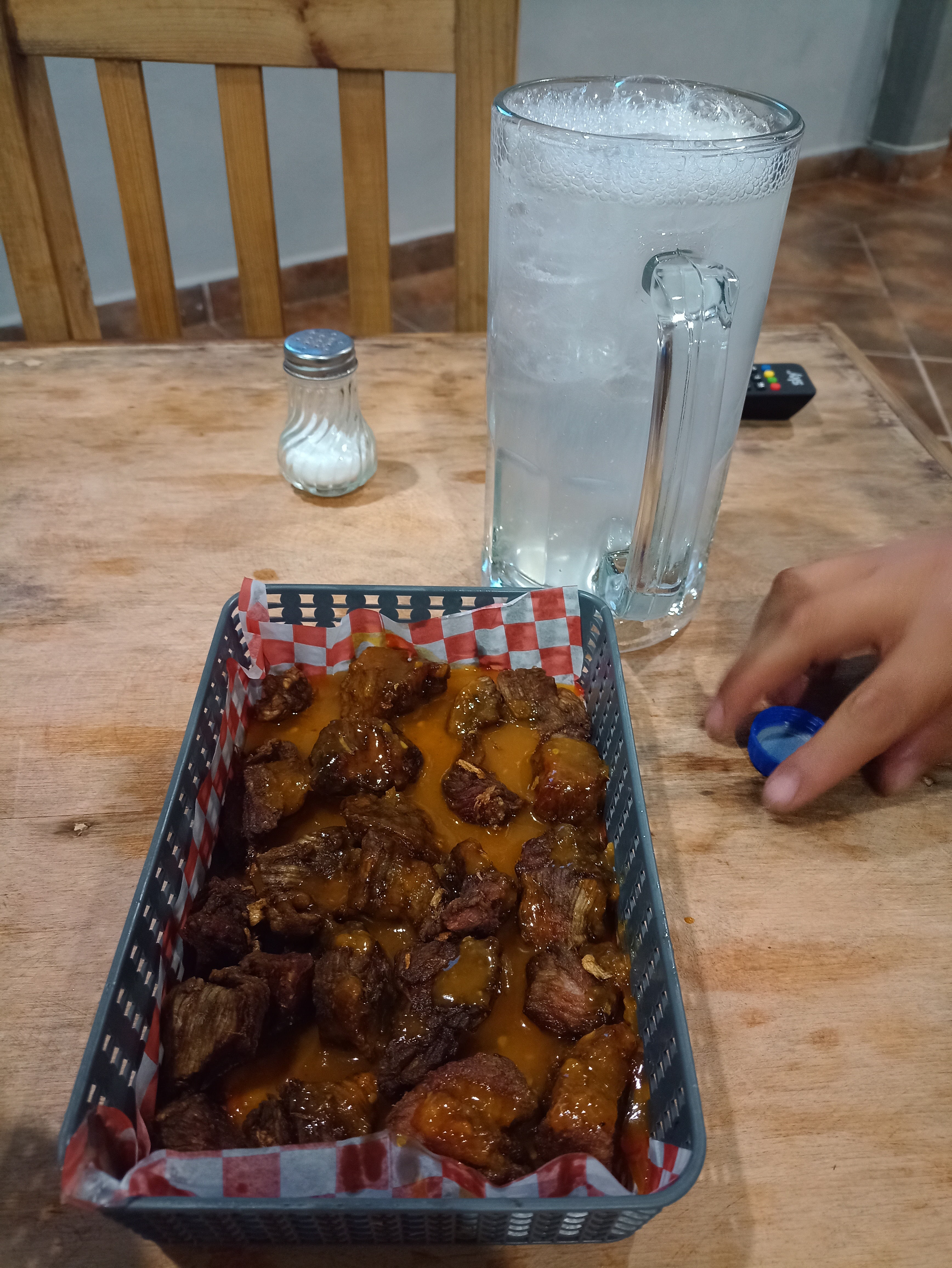 El Baruyo Meat & Drinks image 3