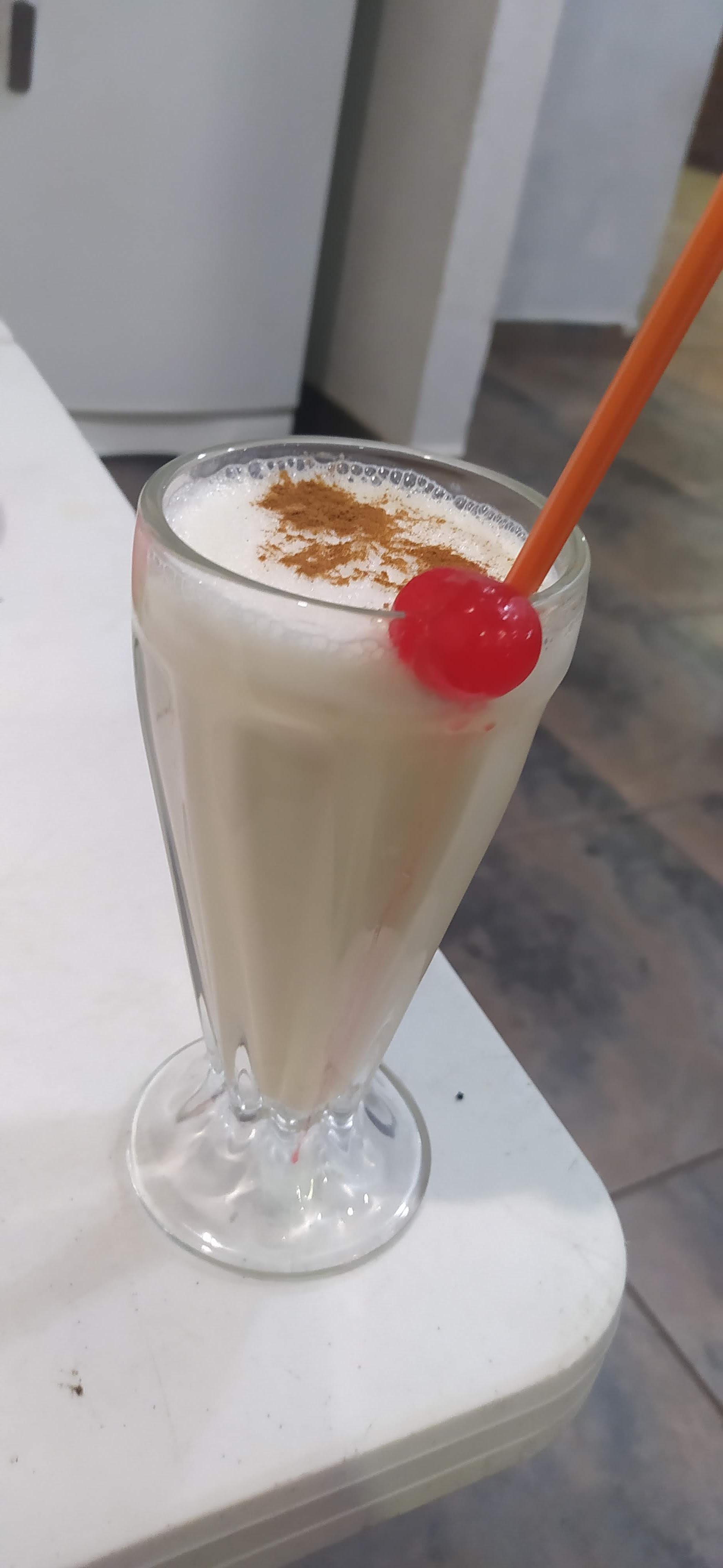 El Baruyo Meat & Drinks image 8