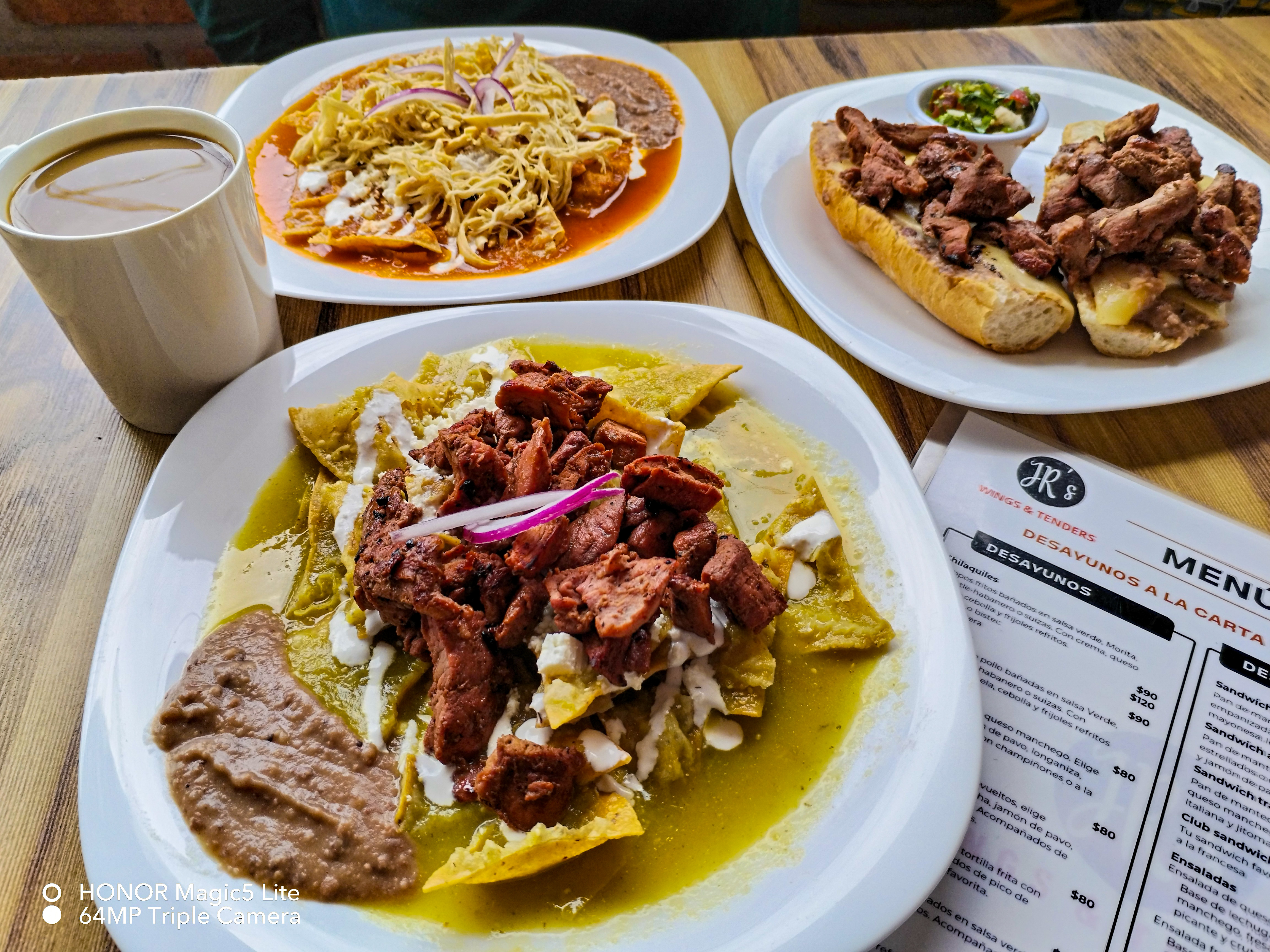 JR's Wings & Tenders image 3