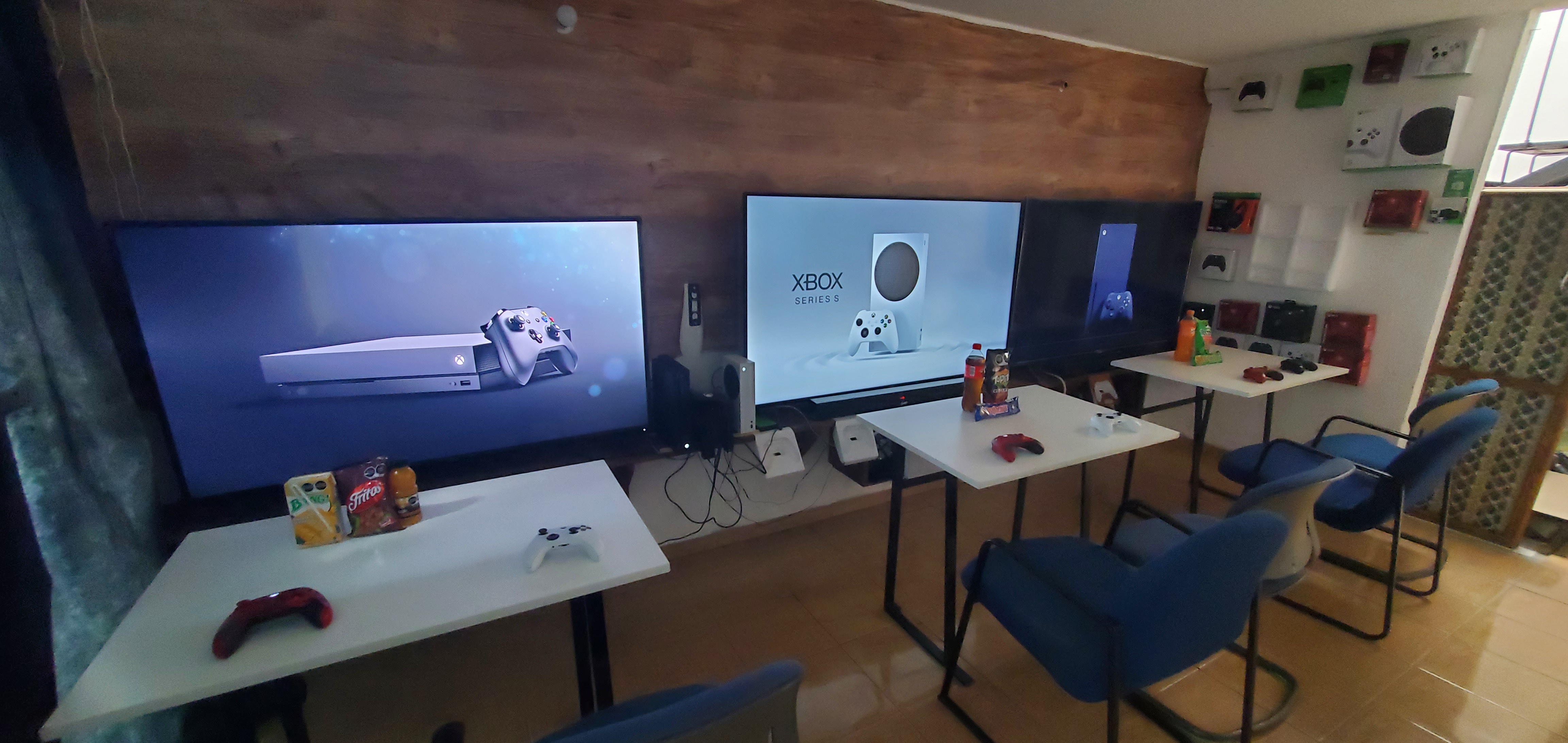 CarbaGrill Food and Gaming image 1