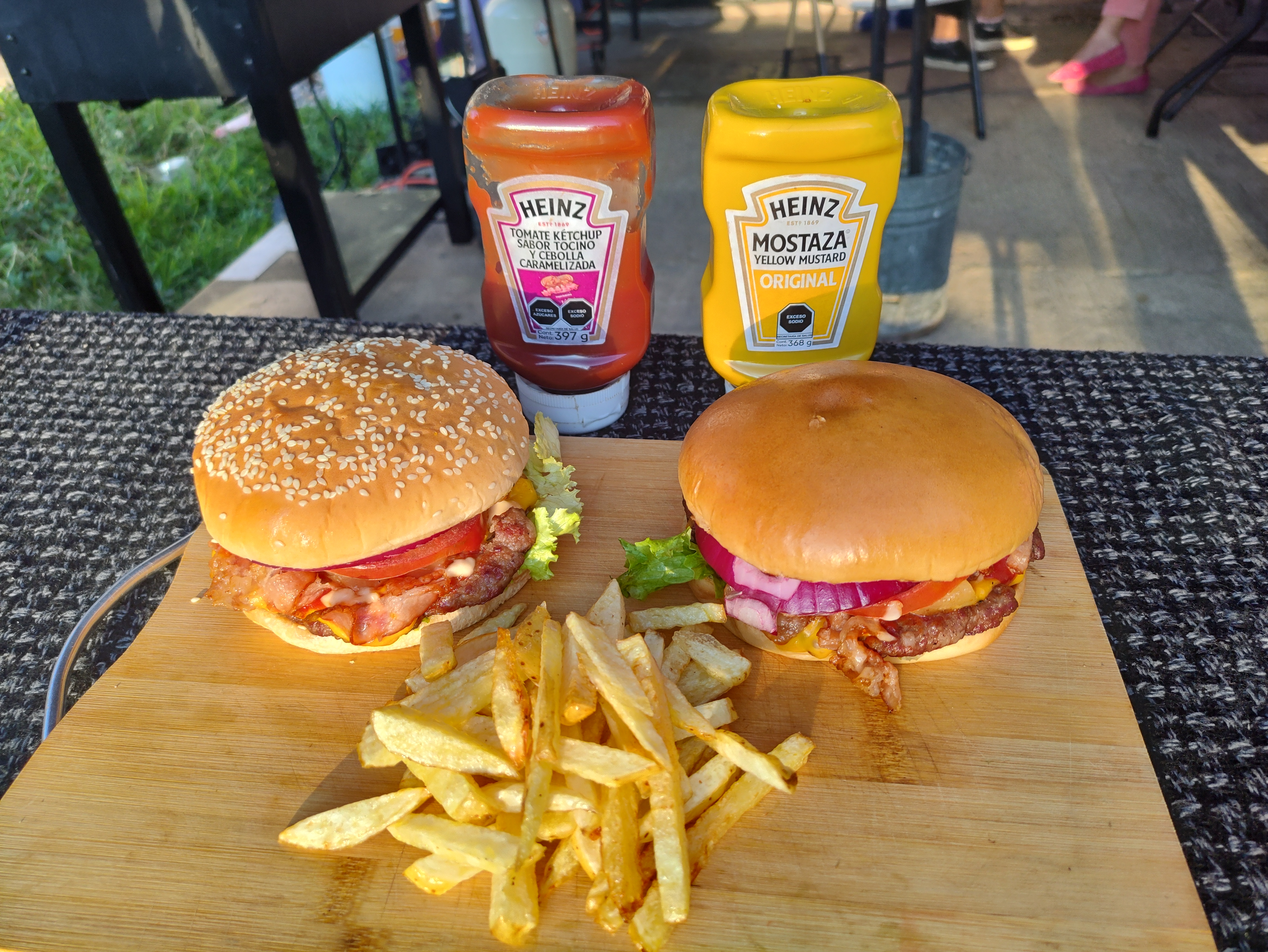 CarbaGrill Food and Gaming image 2