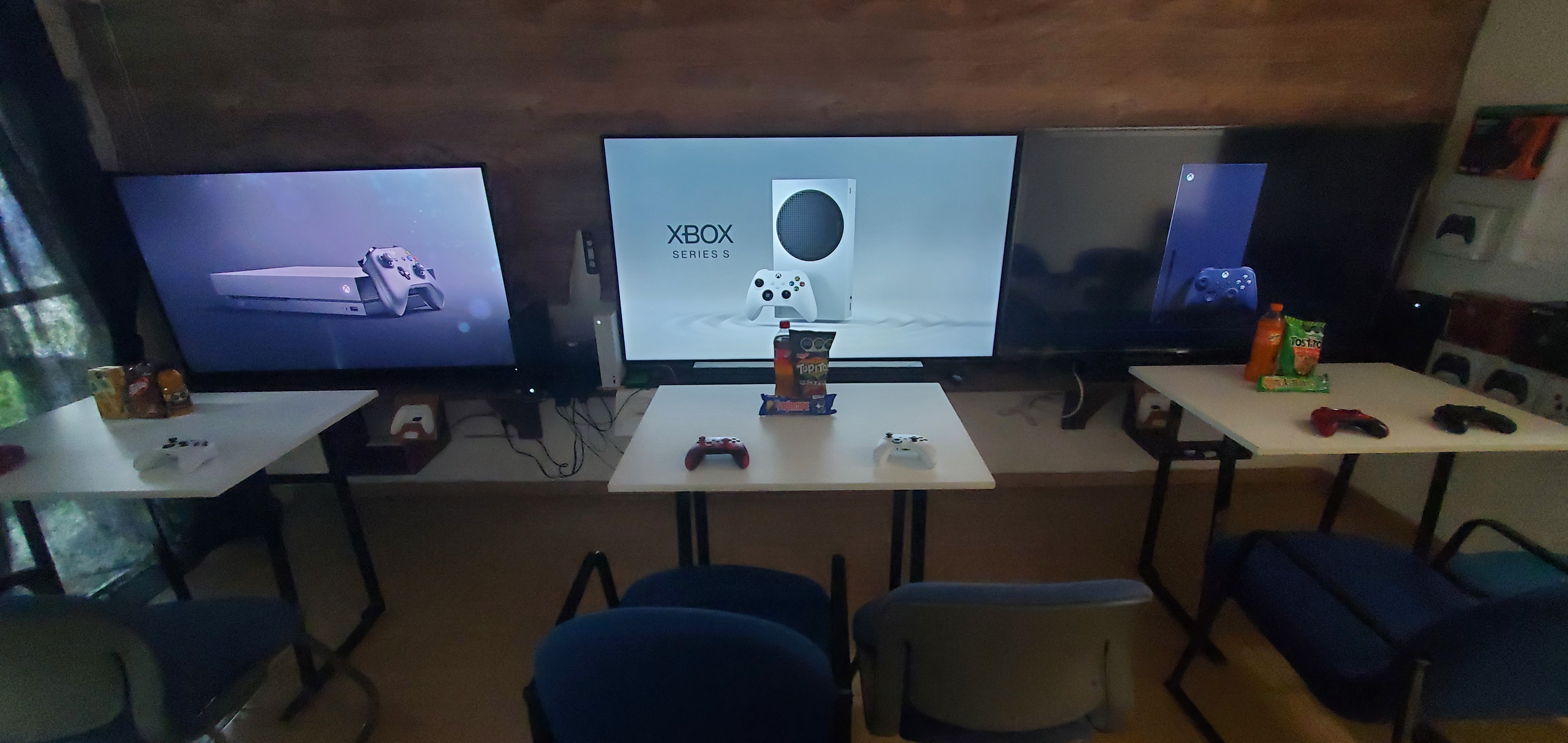 CarbaGrill Food and Gaming image 5