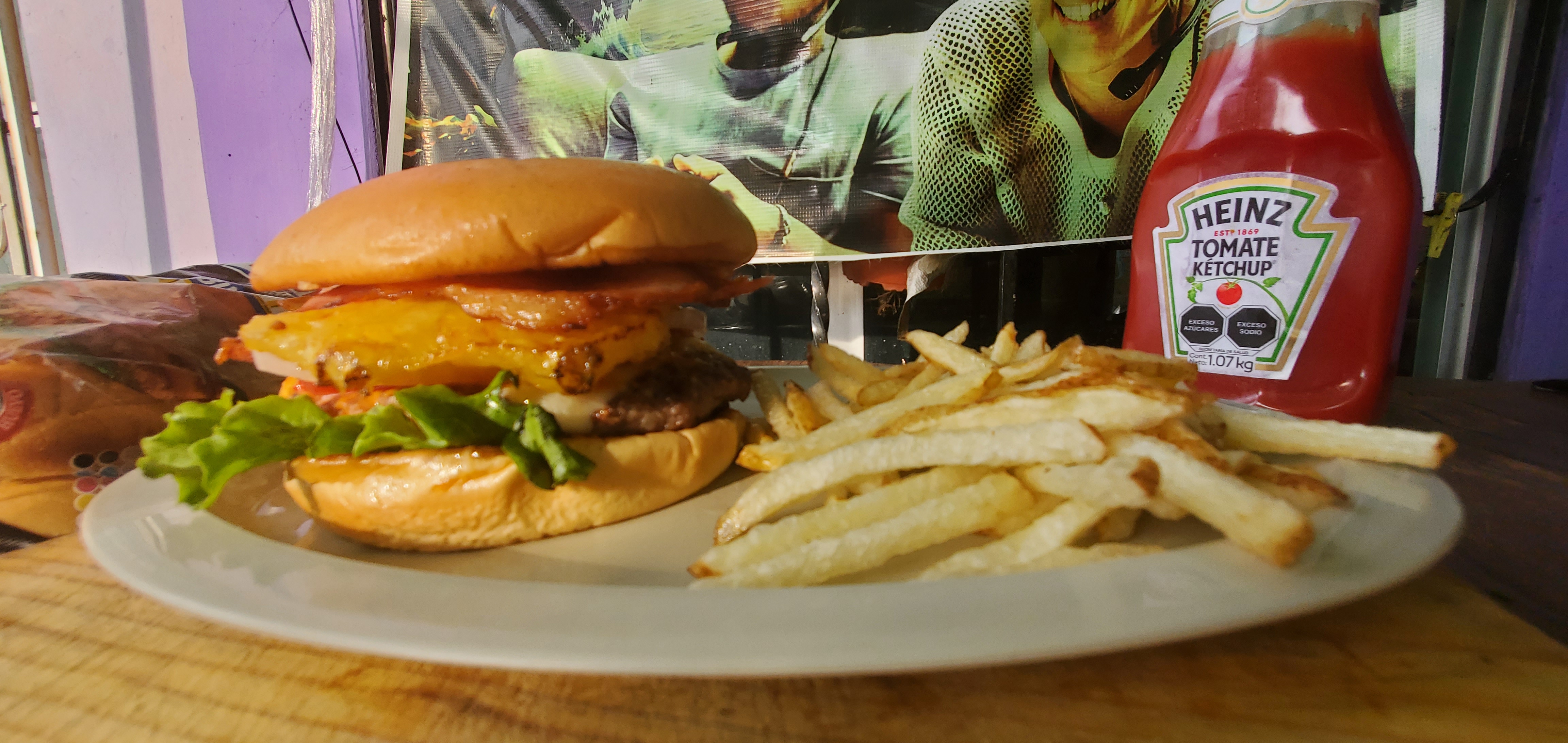 CarbaGrill Food and Gaming image 7