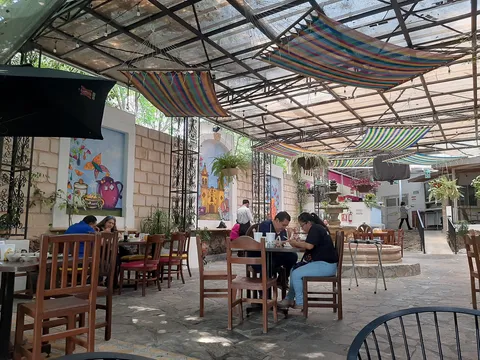 La Casa de la Abuela Jardín image 1