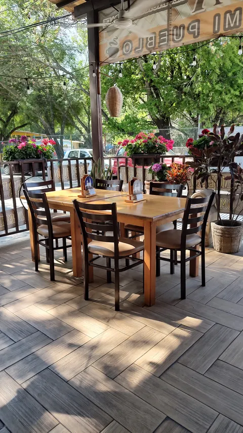 Café Azteca image 1