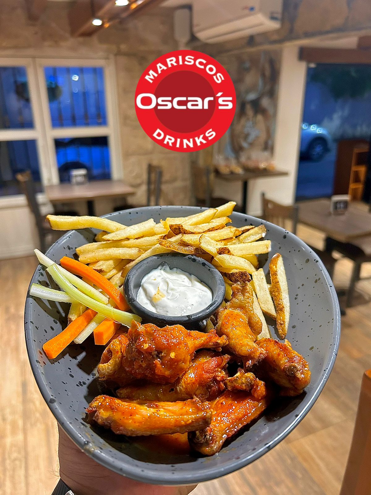 Óscar’s Drinks Almuerzos y Mariscos image 2