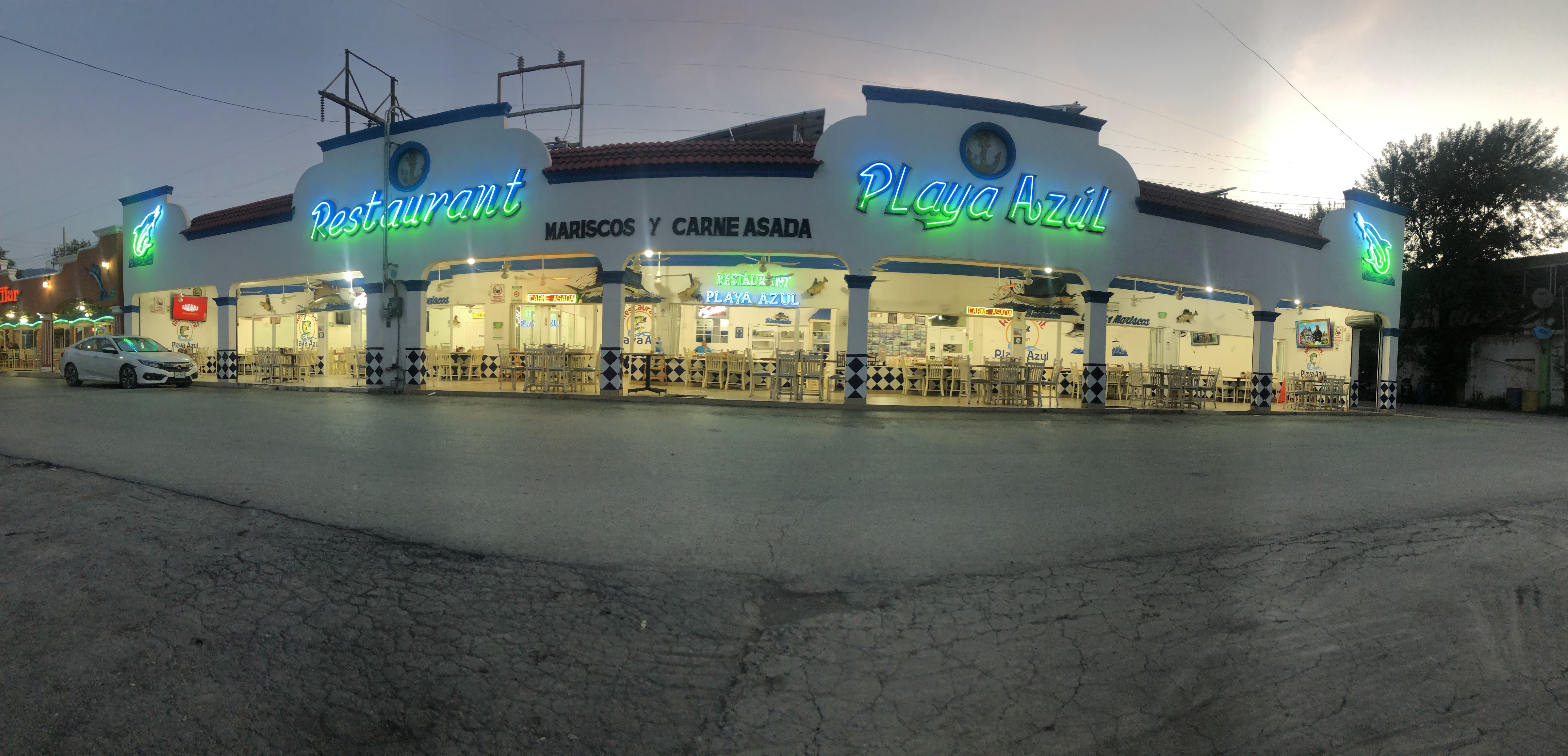 Restaurante de Mariscos "Playa Azul" image 1