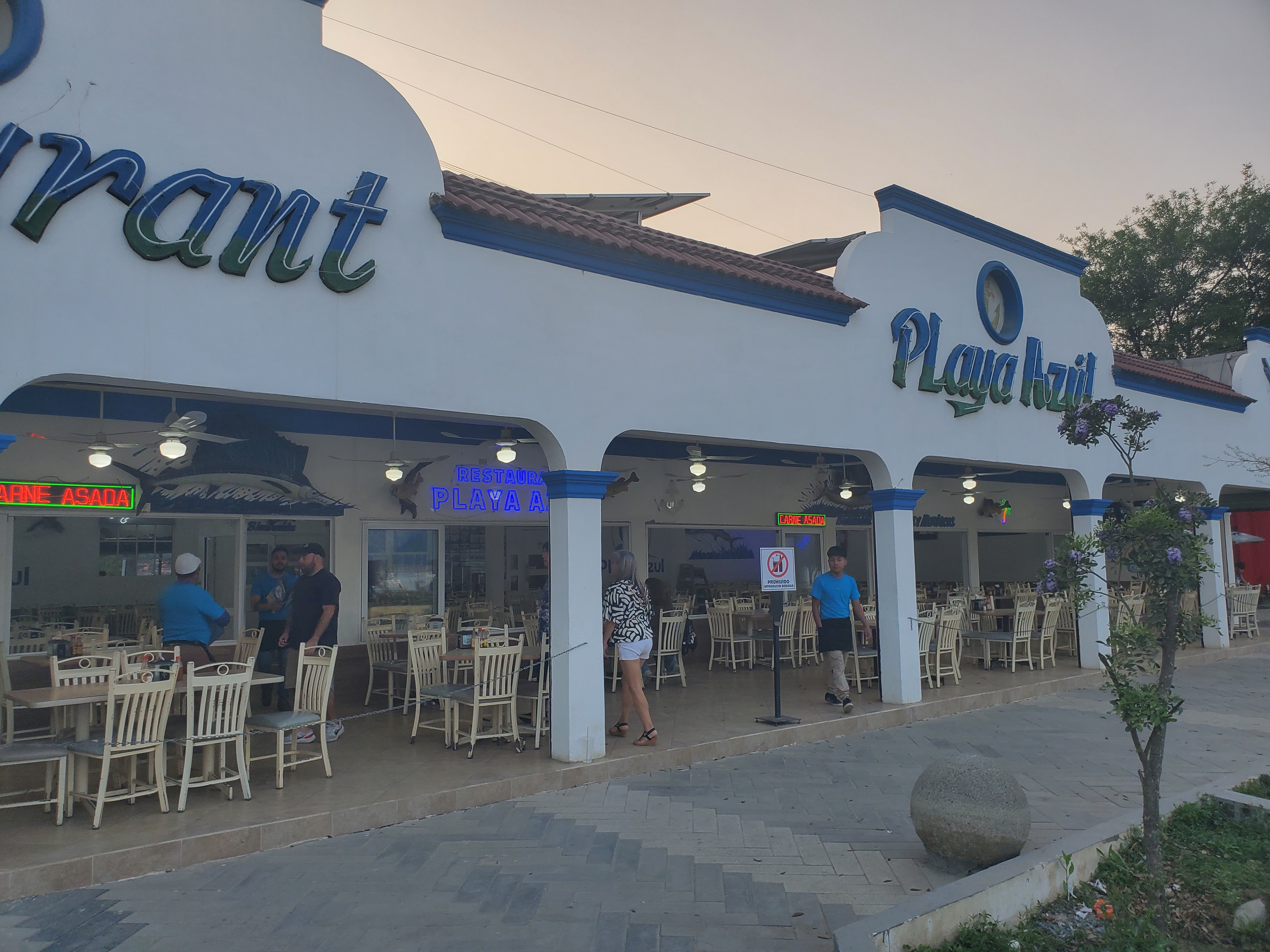 Restaurante de Mariscos "Playa Azul" image 9