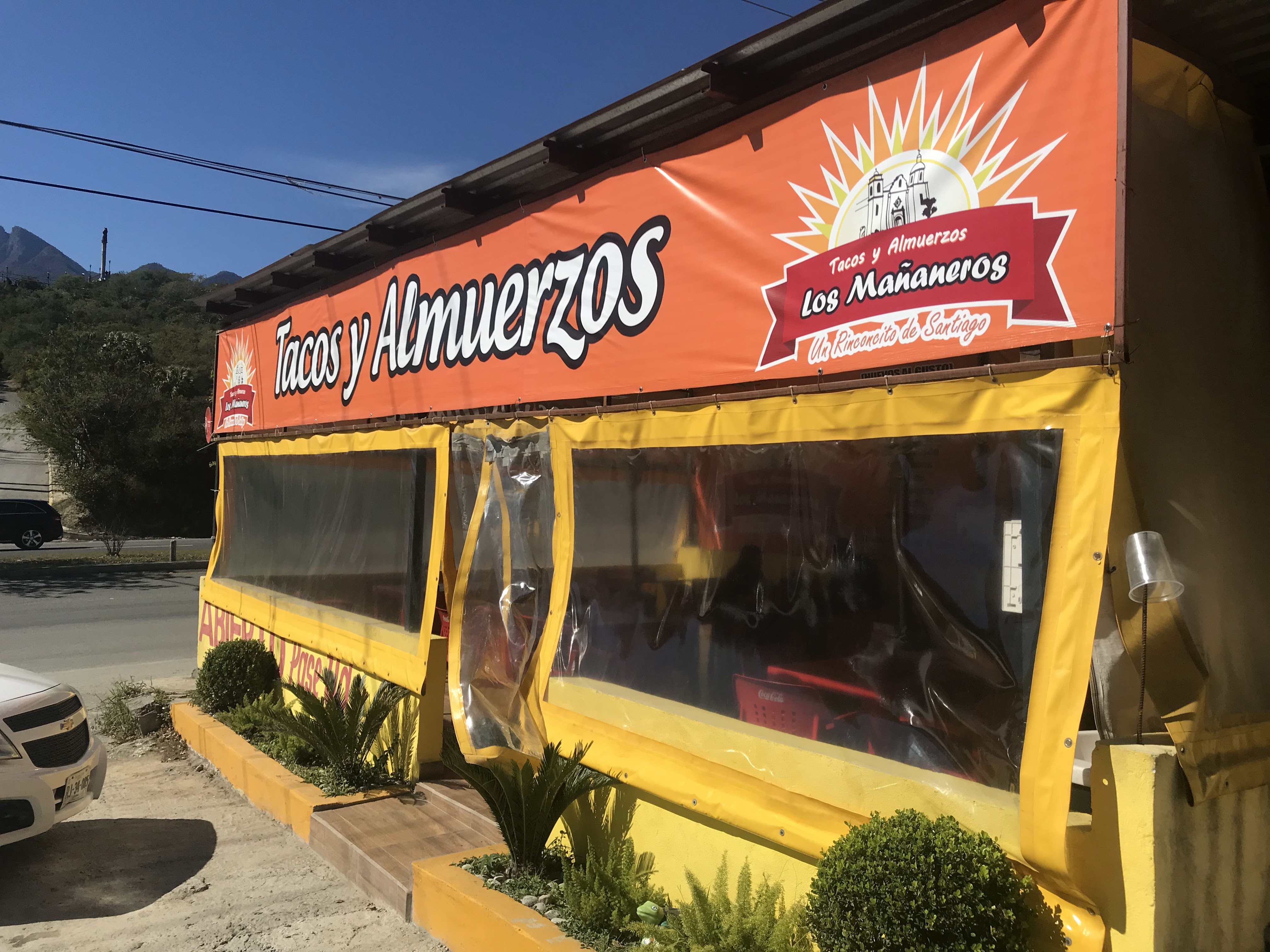 Tacos Y Almuerzos Los Mañaneros image 1