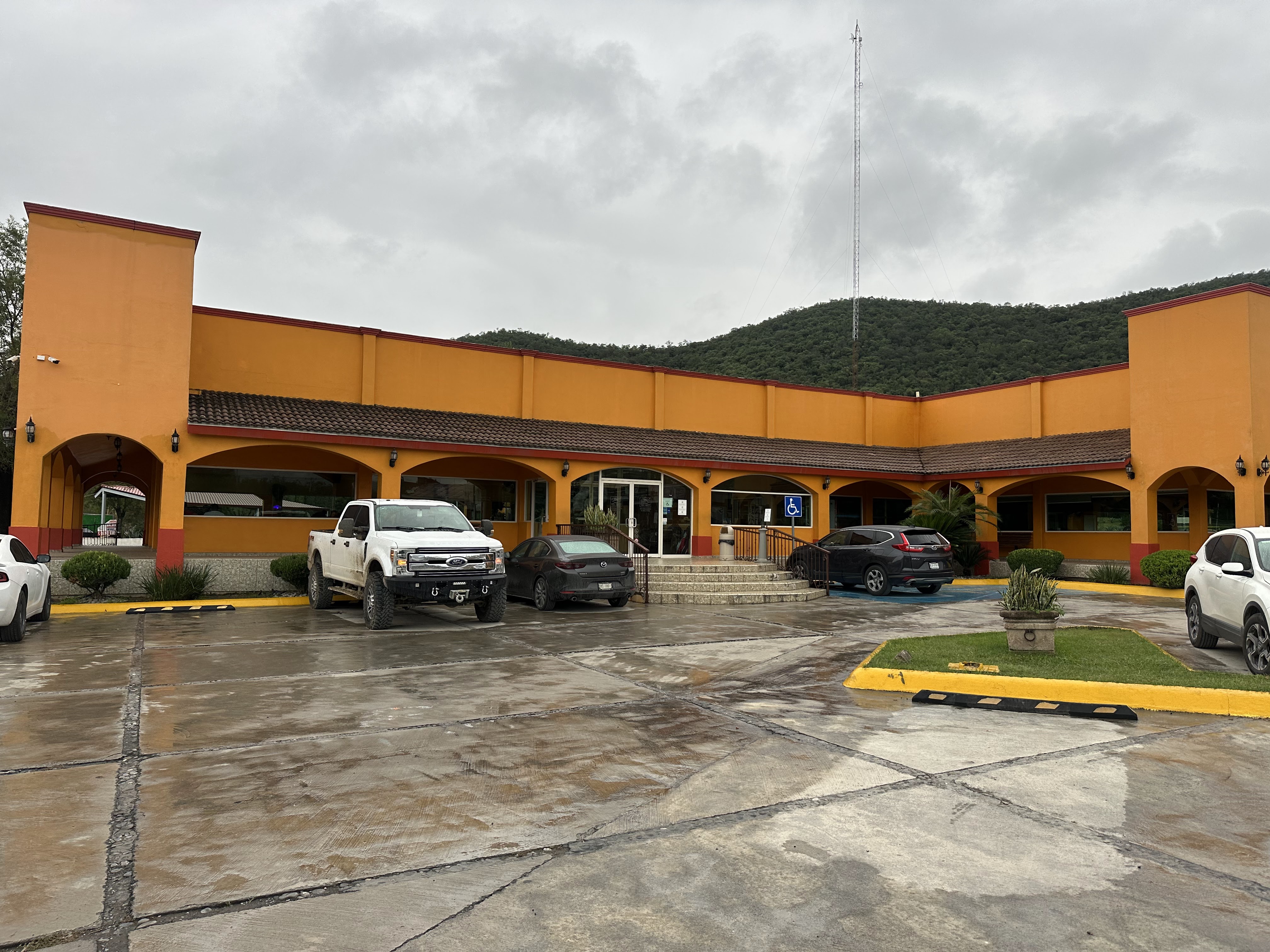 Merendero Tino Santiago image 5