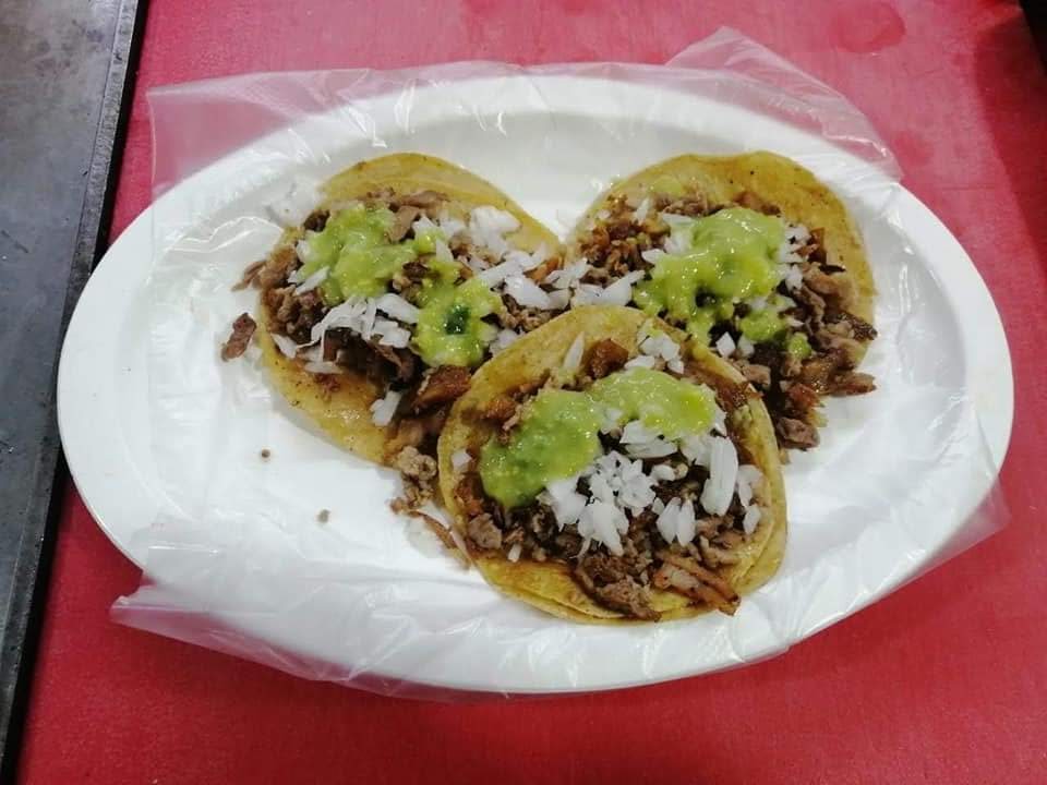 Taquería Los Parientes image 5