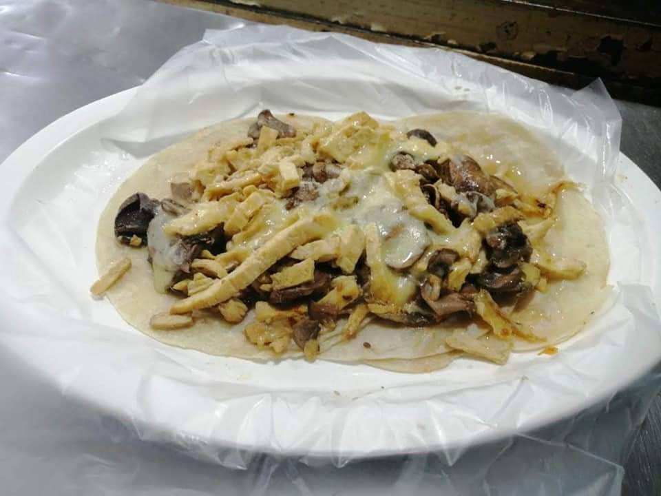 Taquería Los Parientes image 7