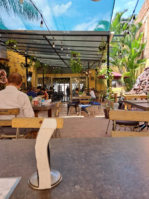 La Antigua image 1