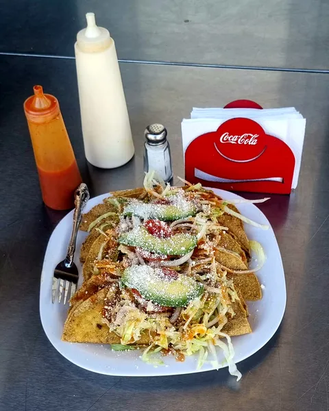Lunchería Garibay image 2