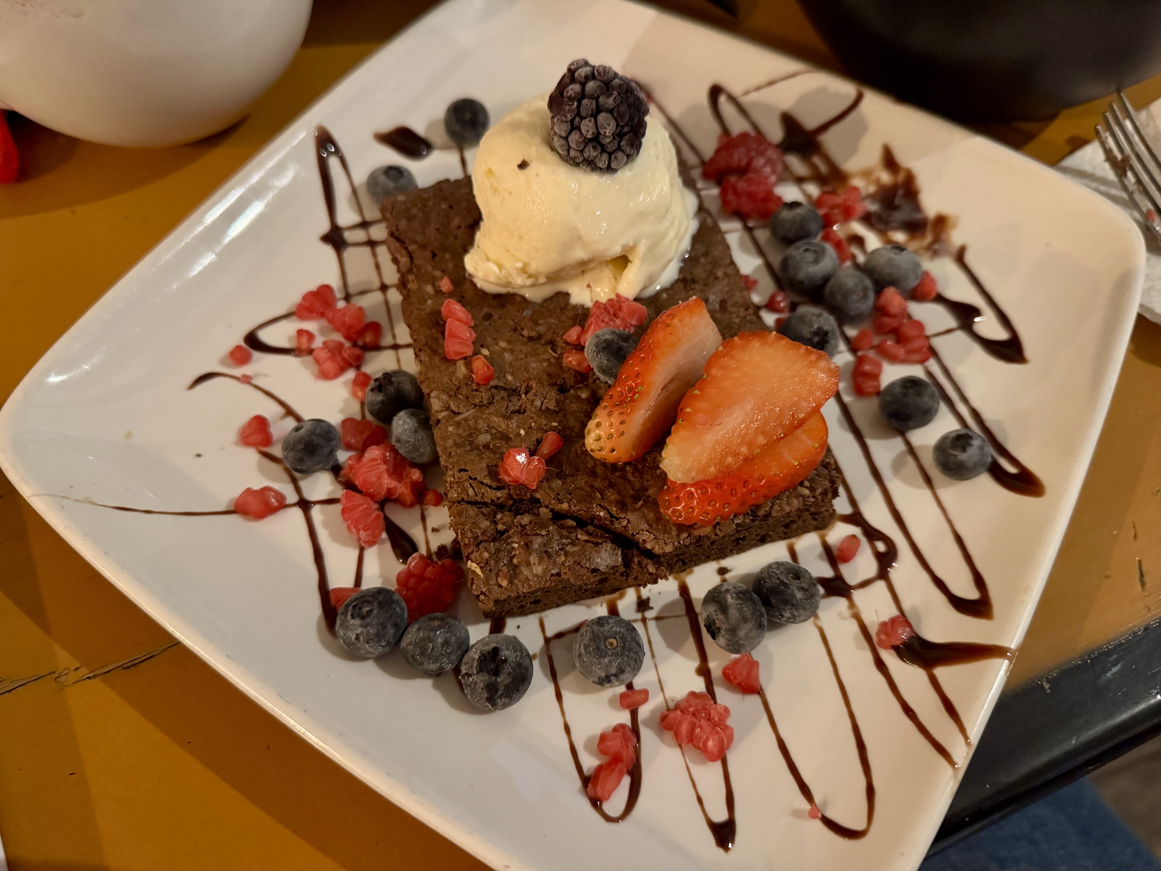 LUNA HOUSE CAFÉ & LOUNGE image 3