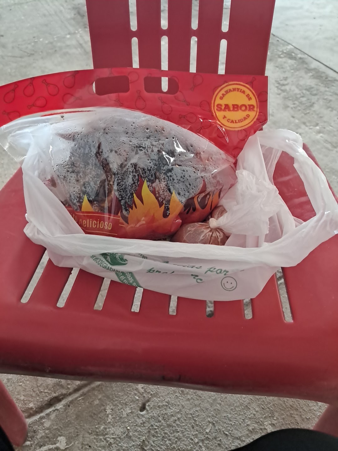 El Pollo Bronco image 3