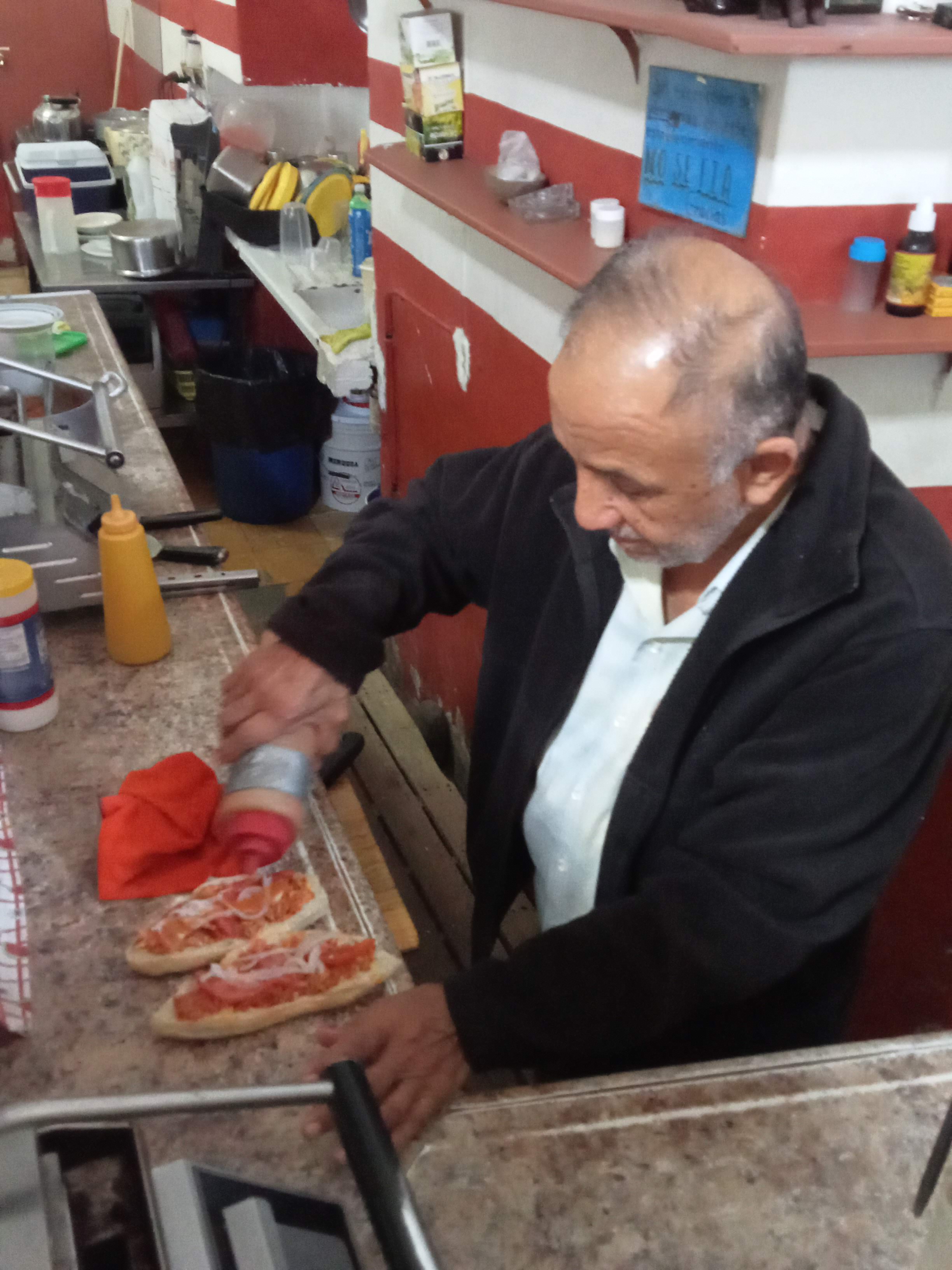 Loncheria El Palacio image 6