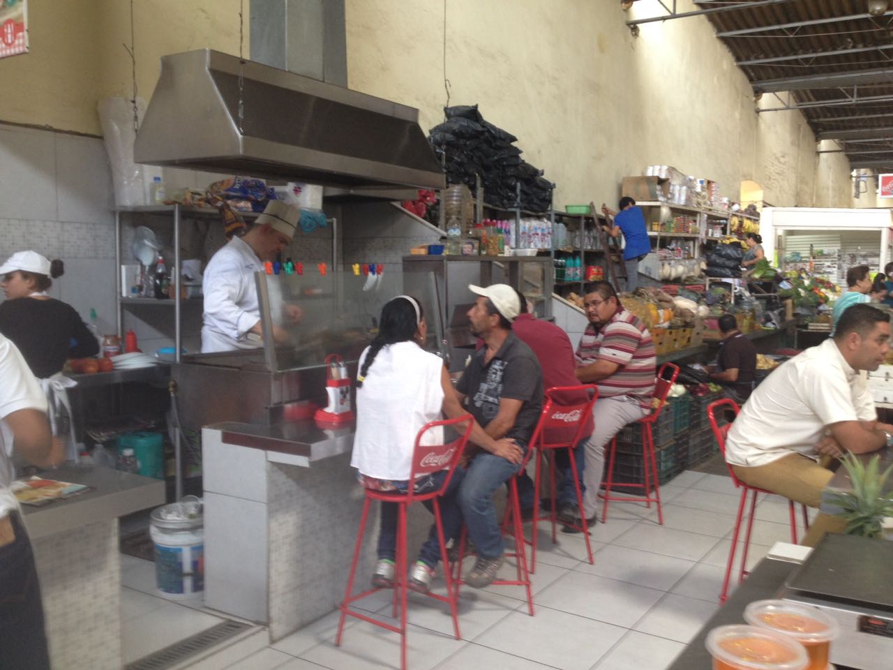 Loncheria Tomis image 3