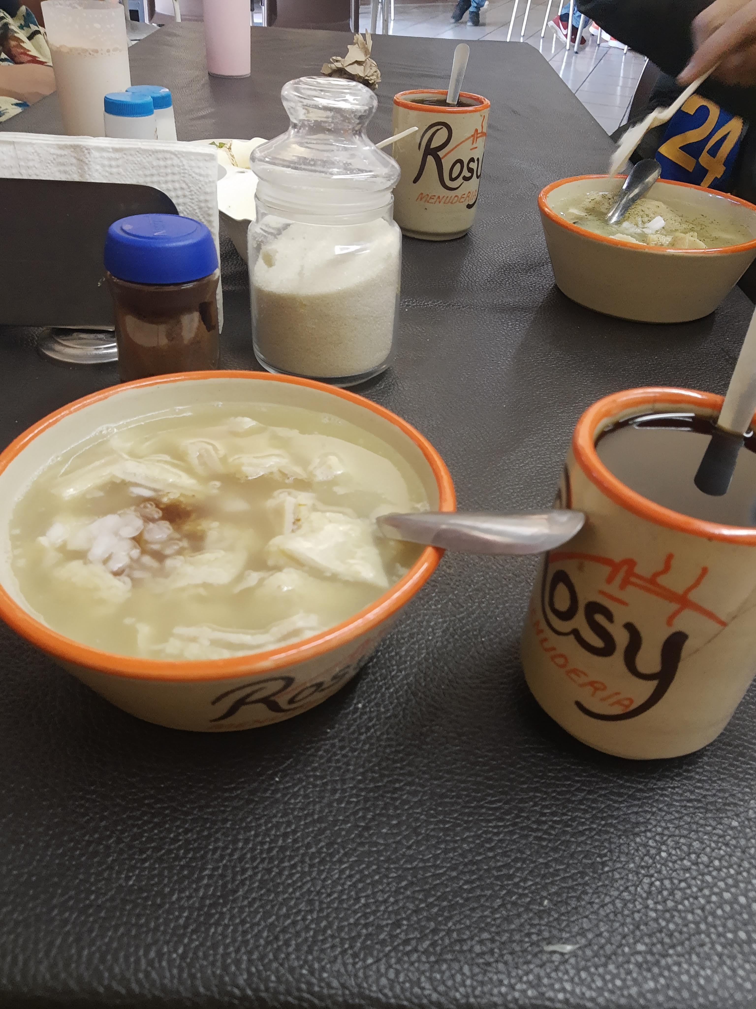 Menuderia Rosy image 8