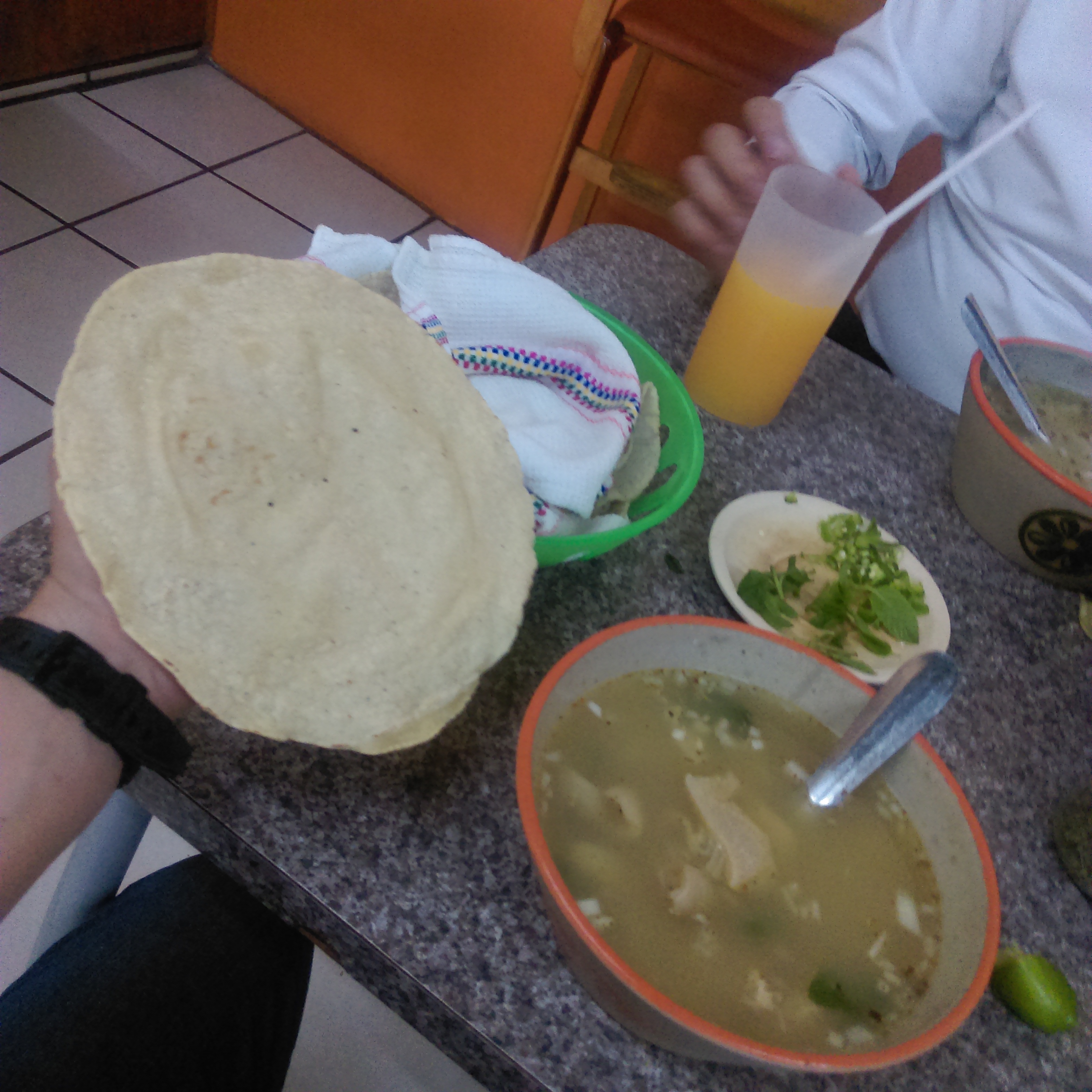 Menuderia Rosy image 10