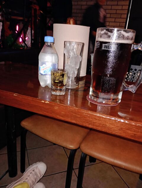 Drink & Fly image 7