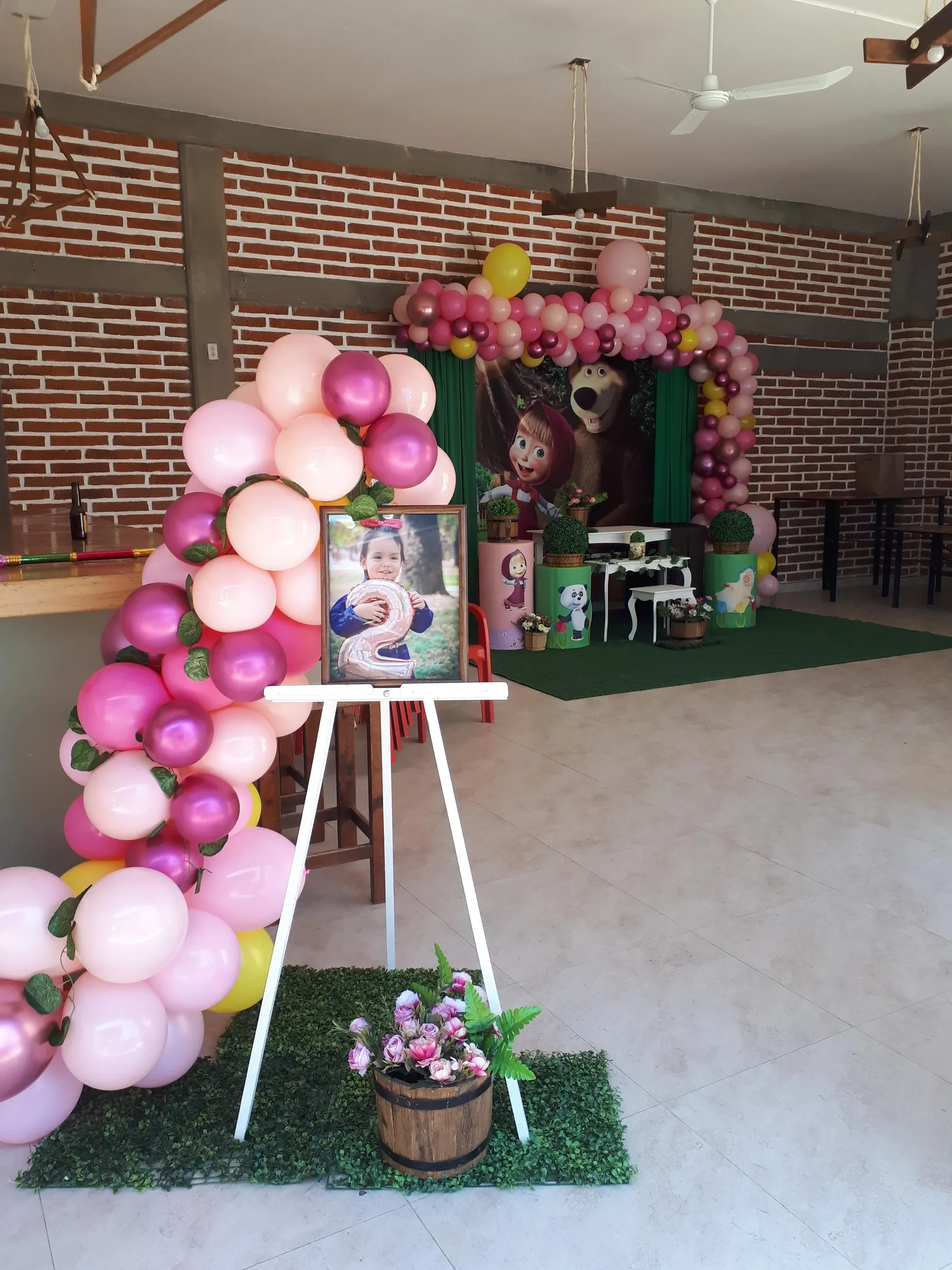 Las Limas image 3