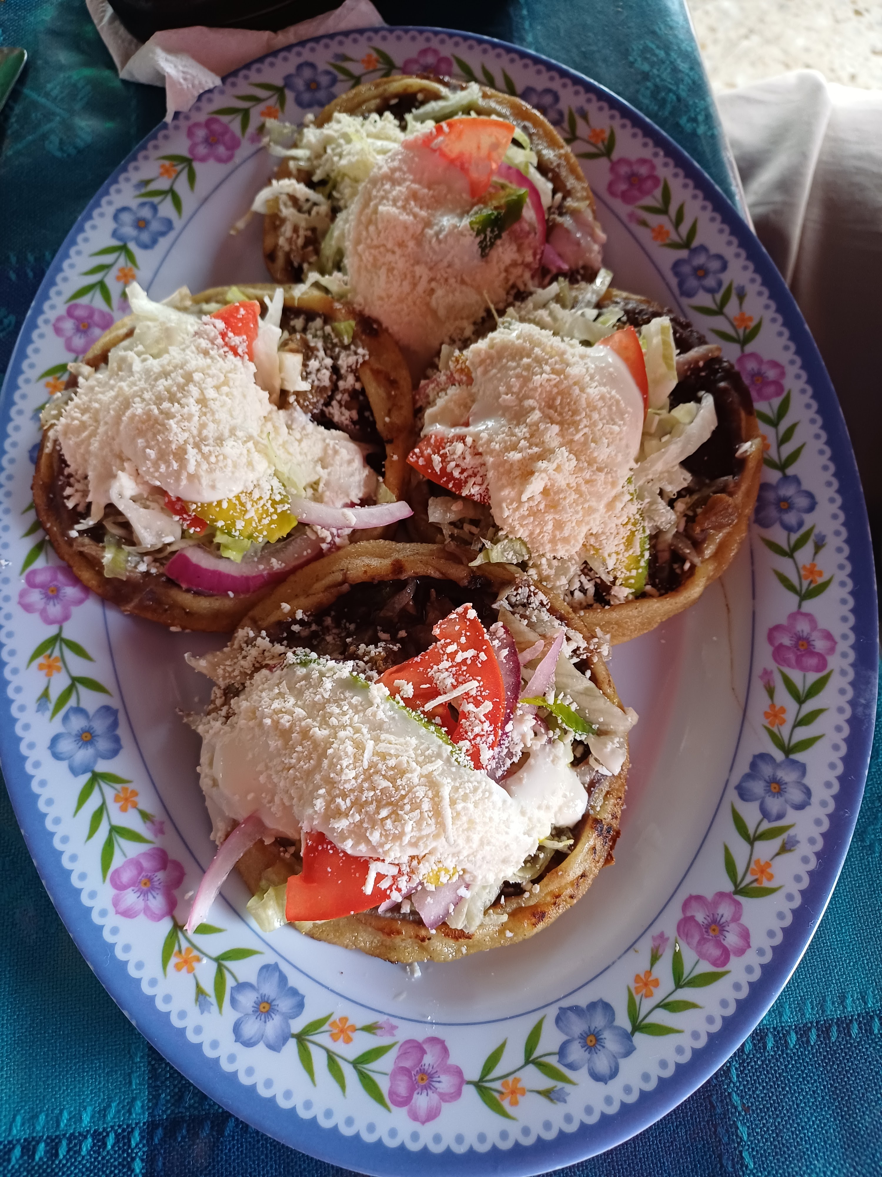 Las Tres Hermanas image 7