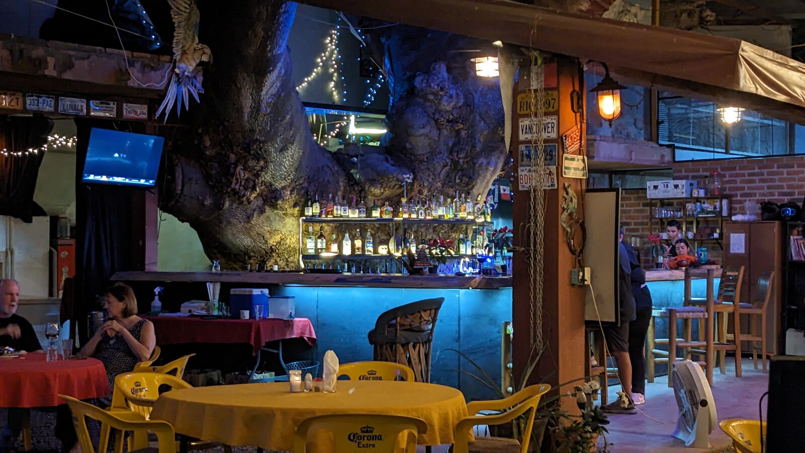 Tree House Cafe & Grill image 7