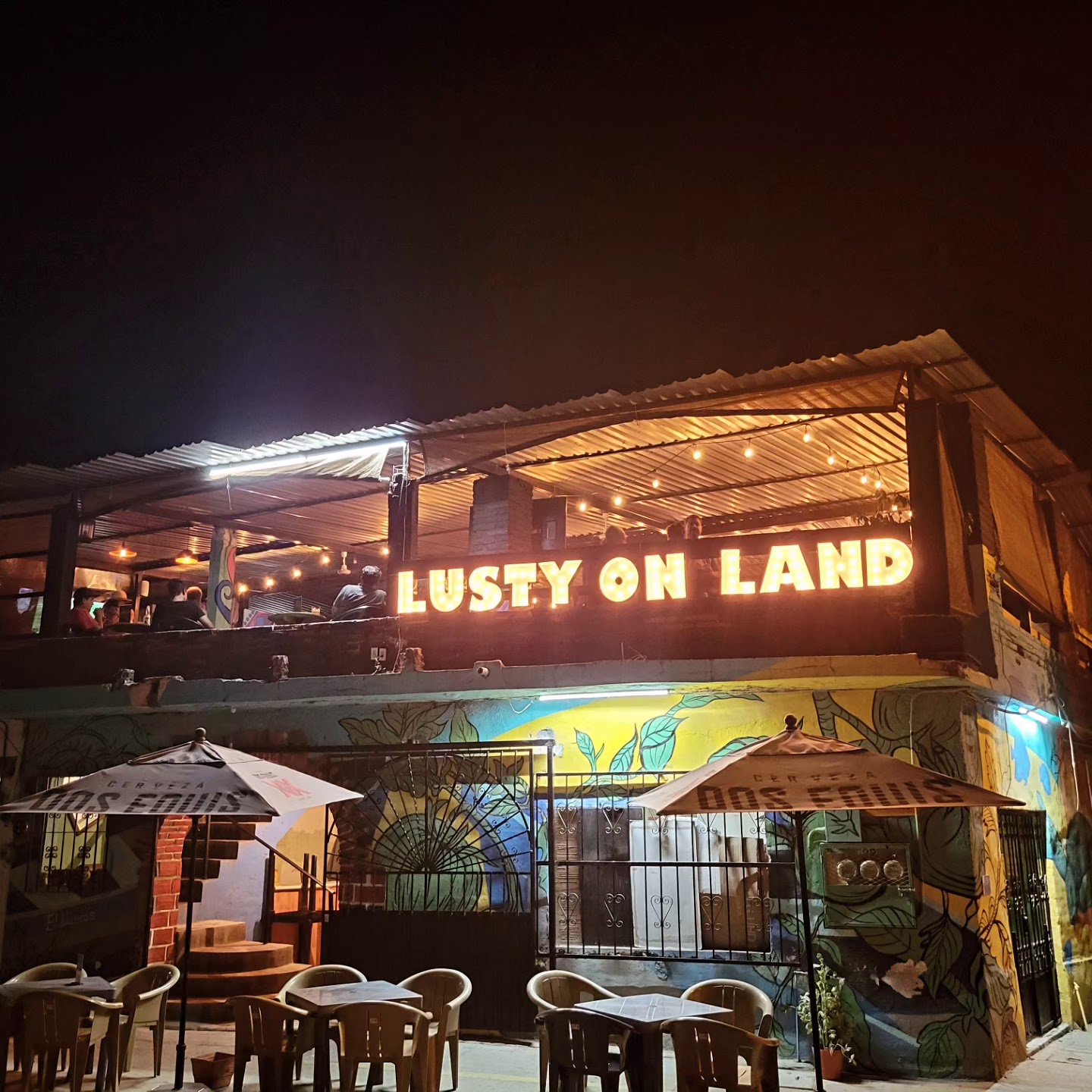 Lusty on Land image 9