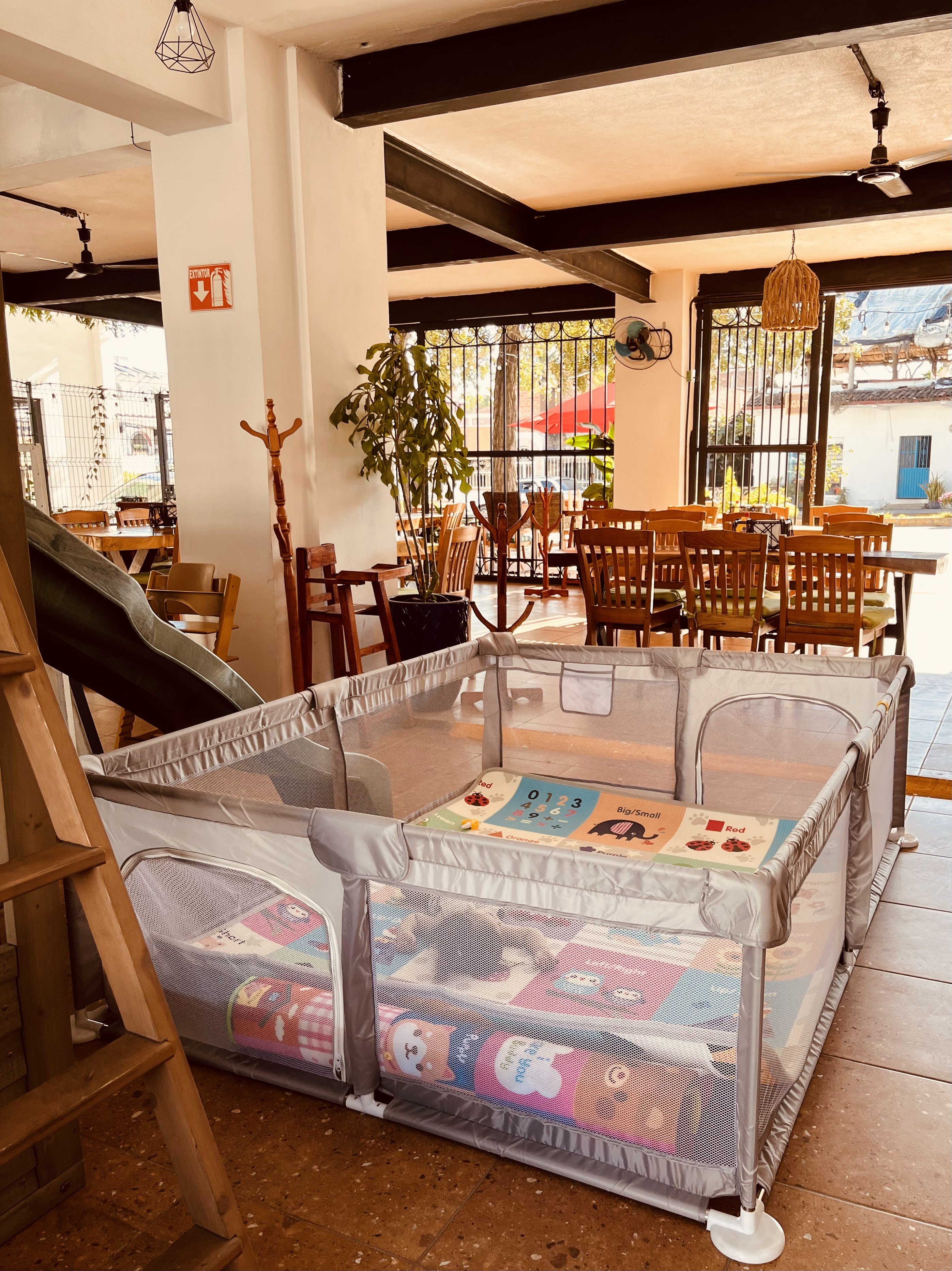 Iguanacaxtle Restaurant image 7