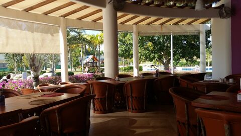 B Nayar Beach Club & Restaurant image 1