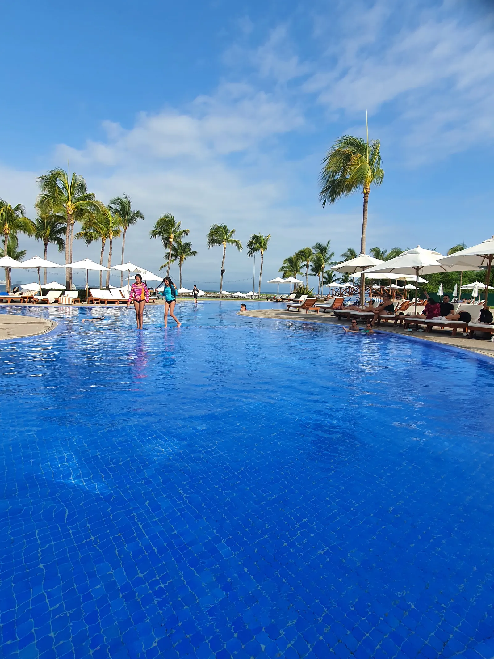 B Nayar Beach Club & Restaurant image 10