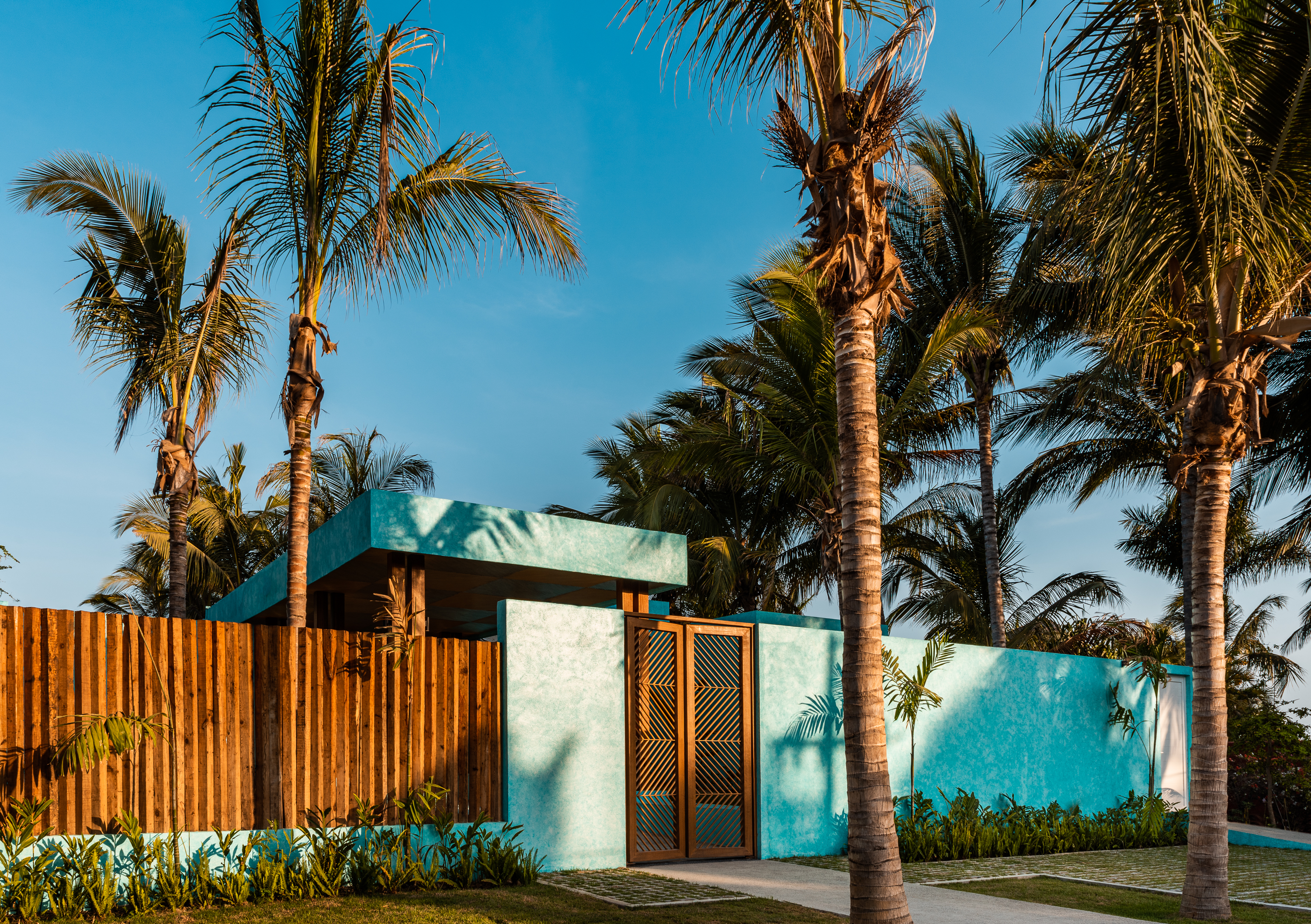 Tonati Beach Club image 4