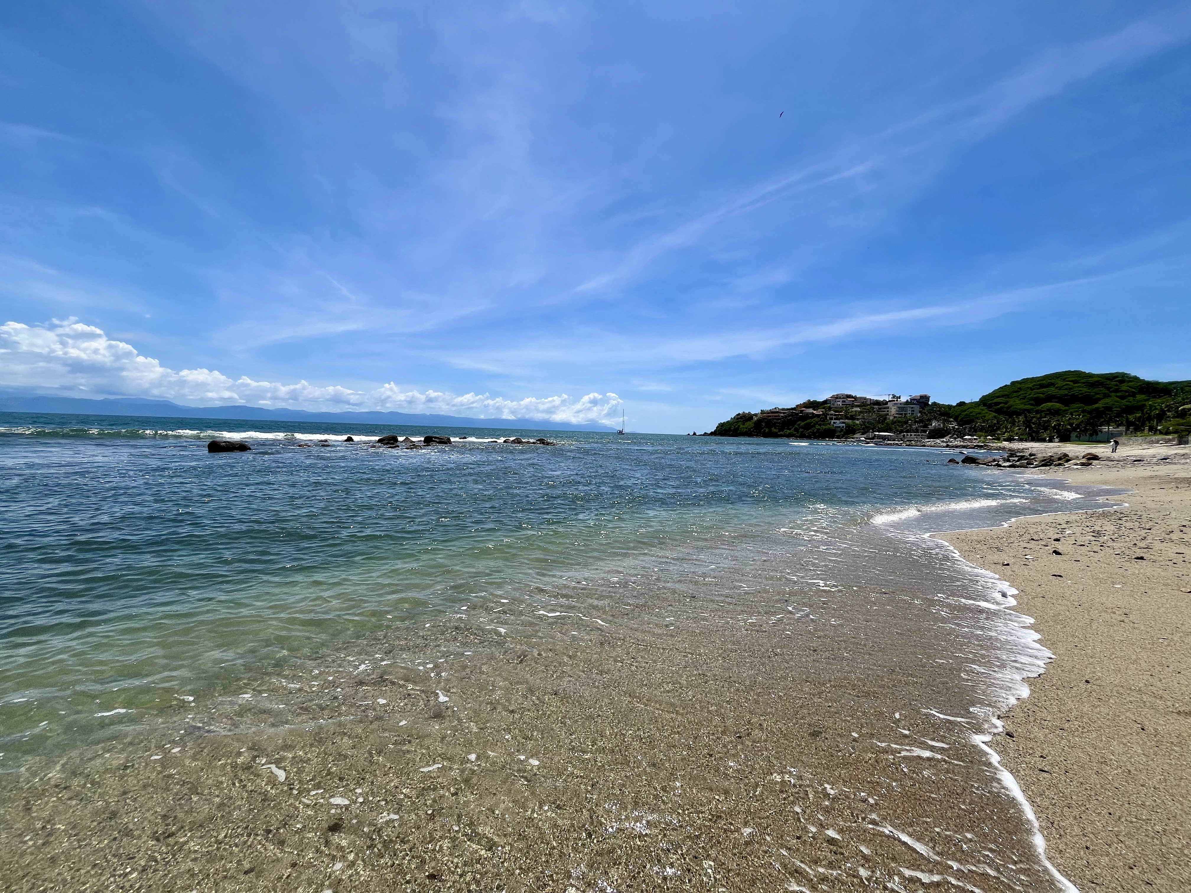 Tonati Beach Club image 7