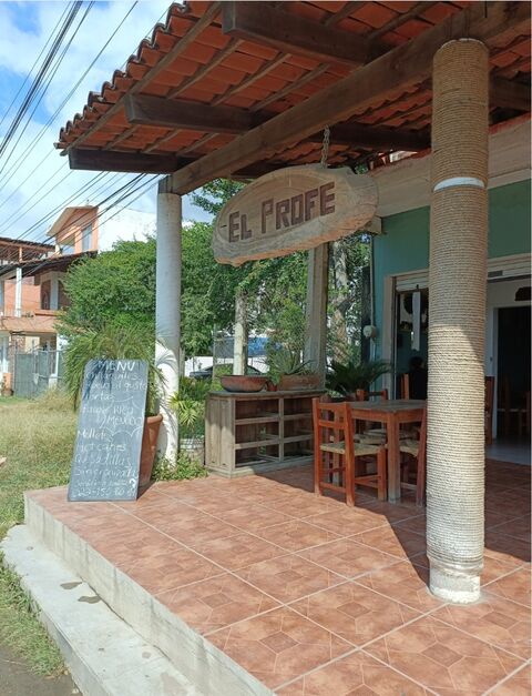 Fonda el Profe image 4