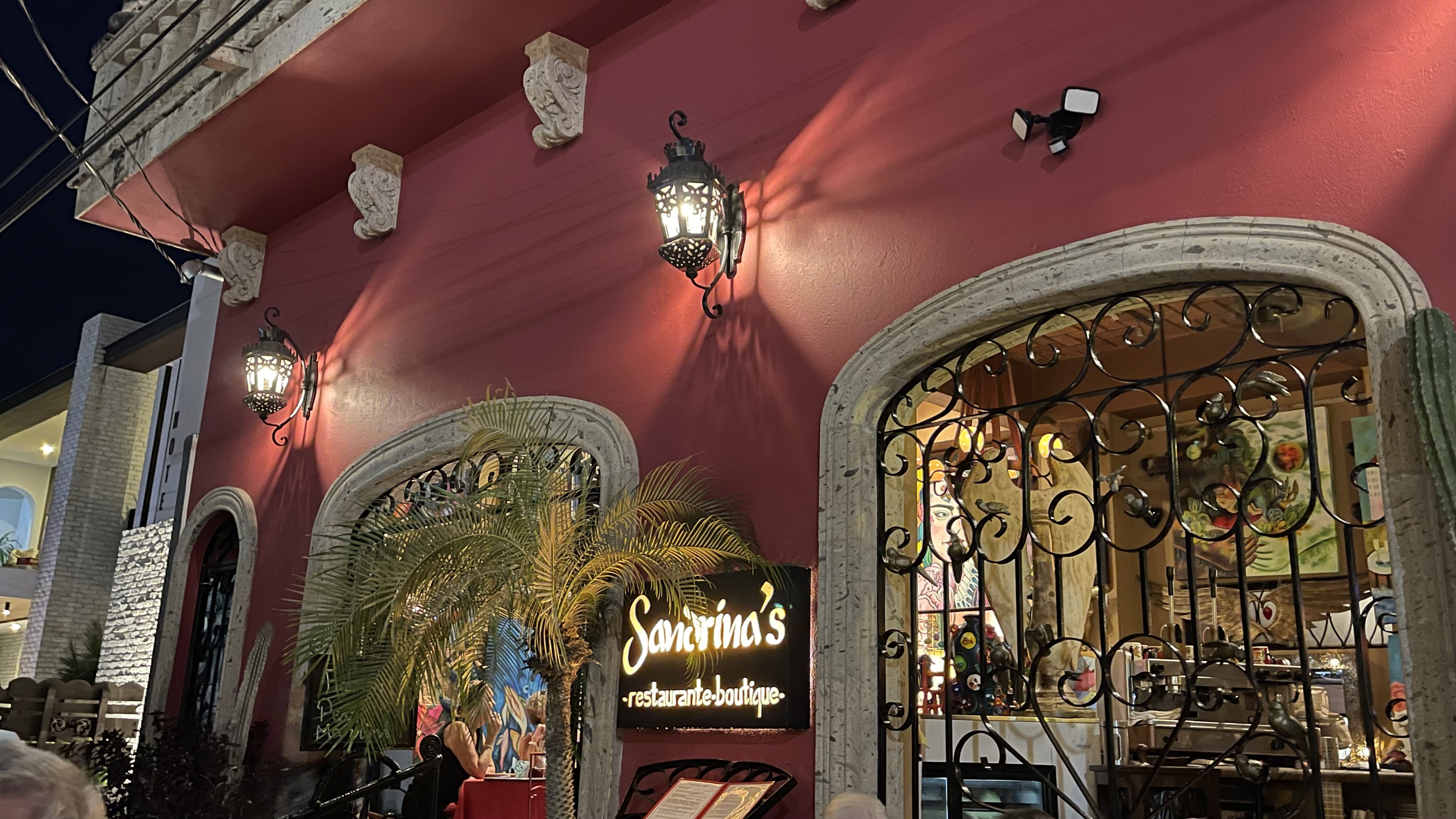 Sandrina´s Restaurant image 1